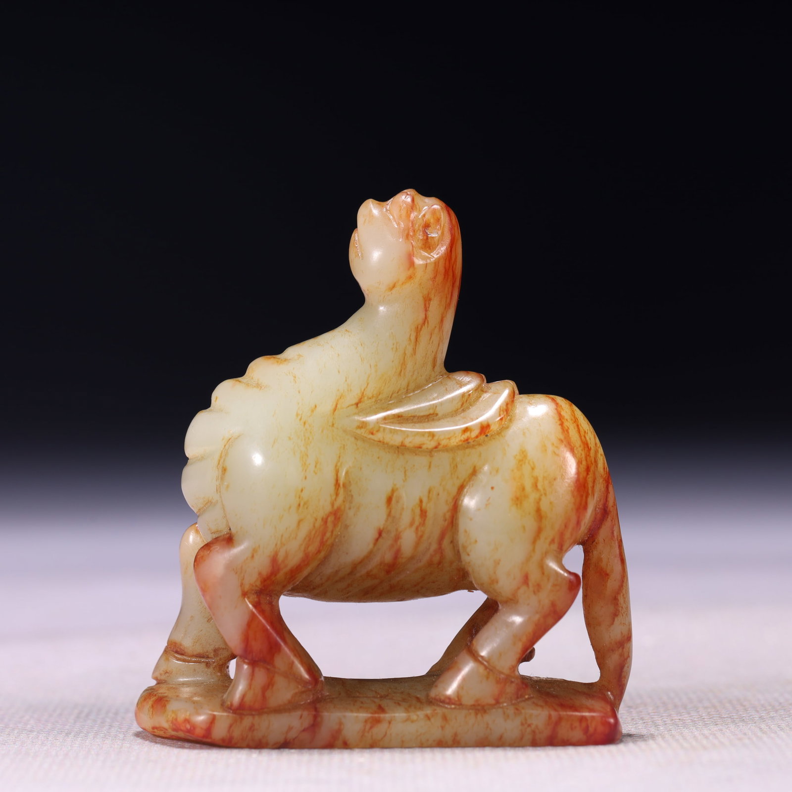 An Exquisite White Jade Camel Ornament: An Exquisite White Jade Camel Ornament,Qing Dynasty,China,Size:2.2inx0.8inx2.4in,Weight:80g 白玉骆驼摆件,中国清代