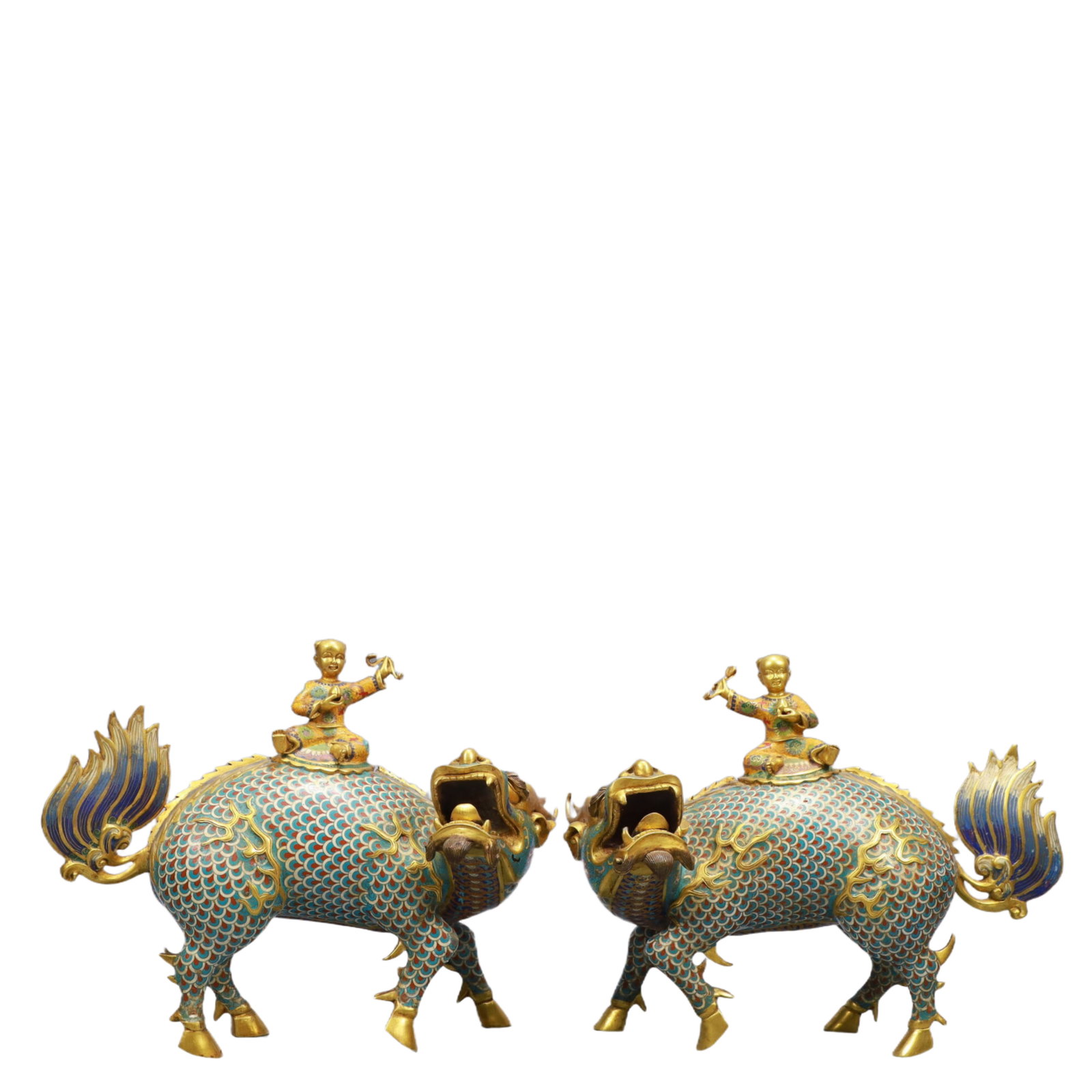 A Pair of Fine Cloisonne Kylin Ornaments: A Pair of Fine Cloisonne Kylin Ornaments,Qing Dynasty, China,With Mark,Size:15inx5.1inx11.8in ;Weight:12.5kg