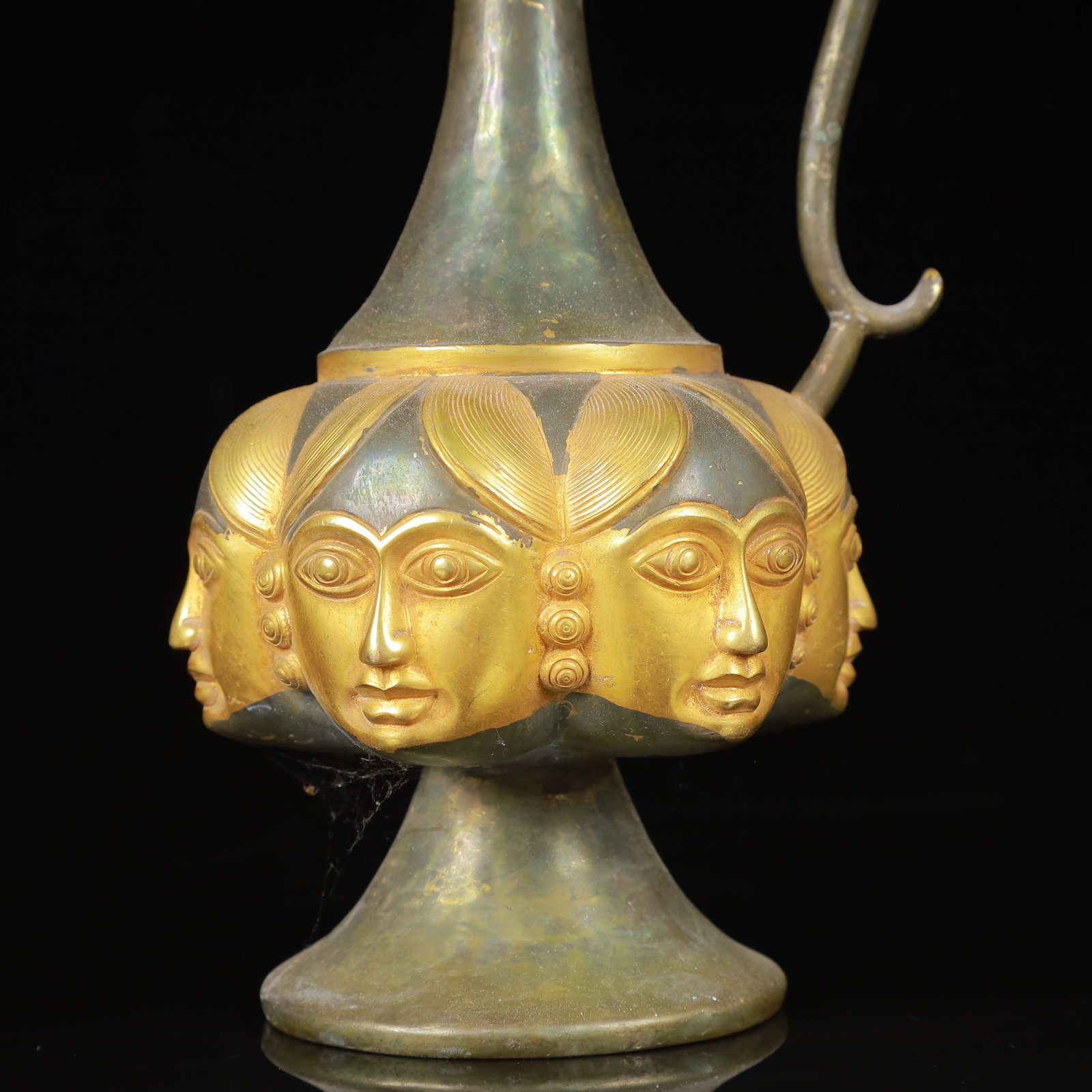 An Exquisite Gilt Silver Figure-Face Pattern Ewer - 3