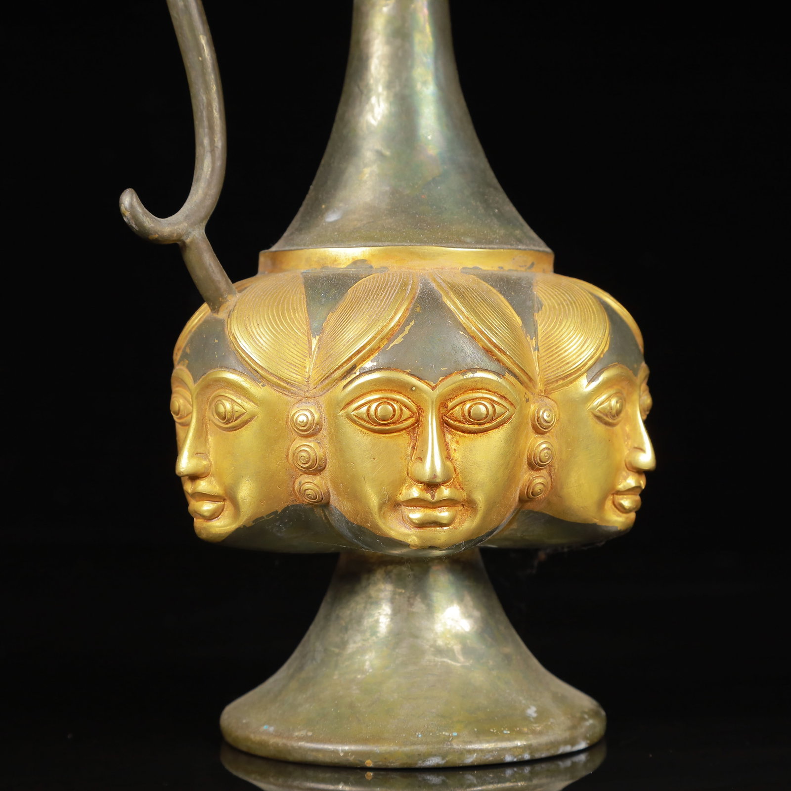 An Exquisite Gilt Silver Figure-Face Pattern Ewer - 8