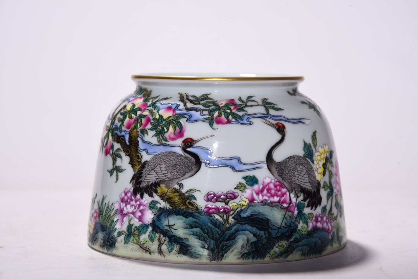 An Exquisite Famille-Rose Painted Gold Flower and Crane Pattern Brush Washer,with poem: An Exquisite Famille-Rose Painted Gold Flower and Crane Pattern Brush Washer,with poem,Qing Dynasty,China,Qianlong Six-character Mark,Size:3.5inx5.3in