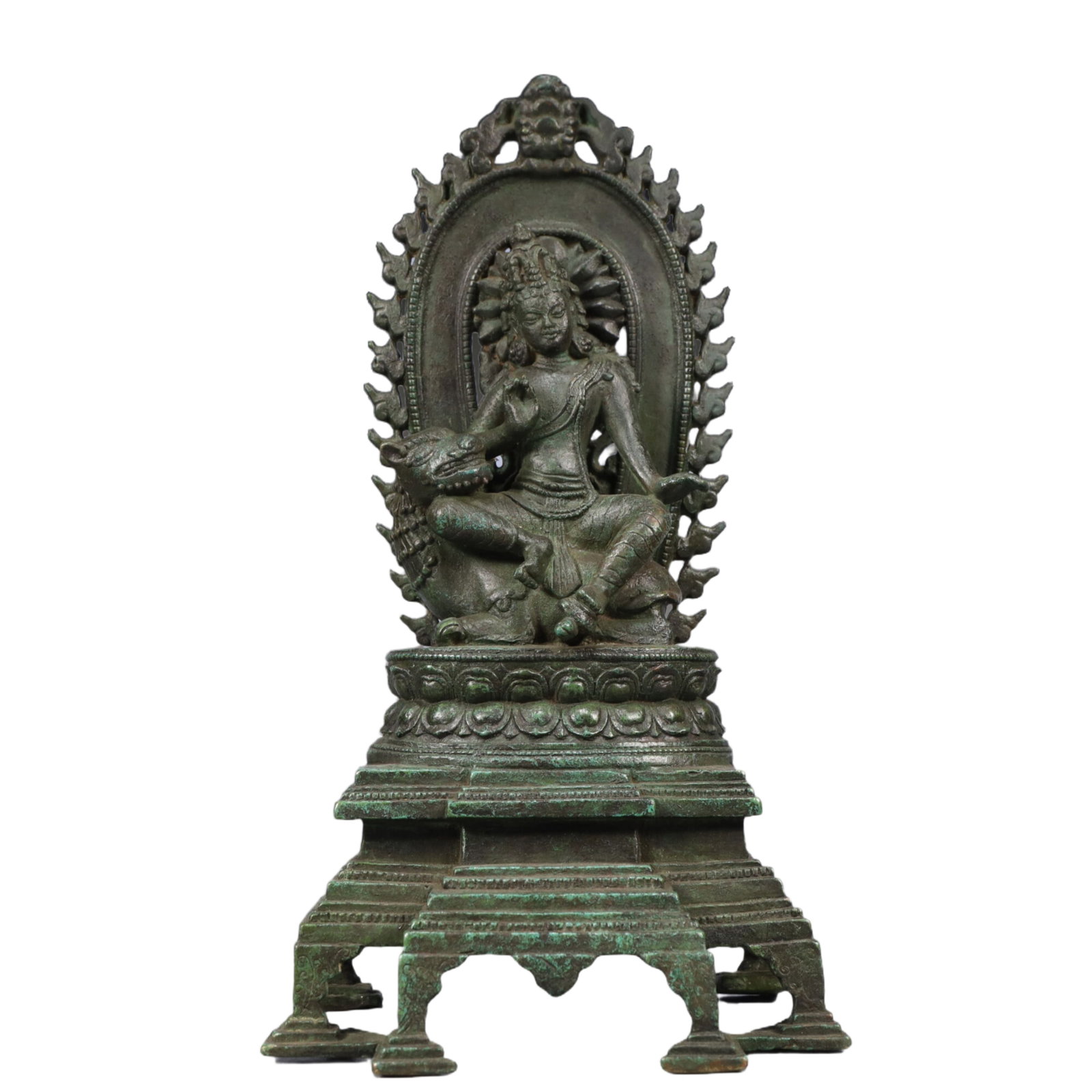 A Solemn Bronze Statue of Samantabhadraa: A Solemn Bronze Statue of Samantabhadra, Qing Dynasty, China, Size:6.7inx5.1inx12.6in, Weight:3500g 铜普贤菩萨像,中国清代,尺寸:6