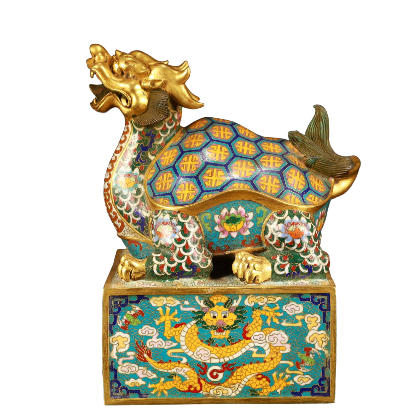 An Exquisite Cloisonne Dragon Pattern Turtle Seal: An Exquisite Cloisonne Dragon Pattern Turtle Seal,(A type of enamelware with metal wires separating colored glaze, originating in China),Qing Dynasty,China,Size:8.3inx6.3inx10.2in,Weight:5250g