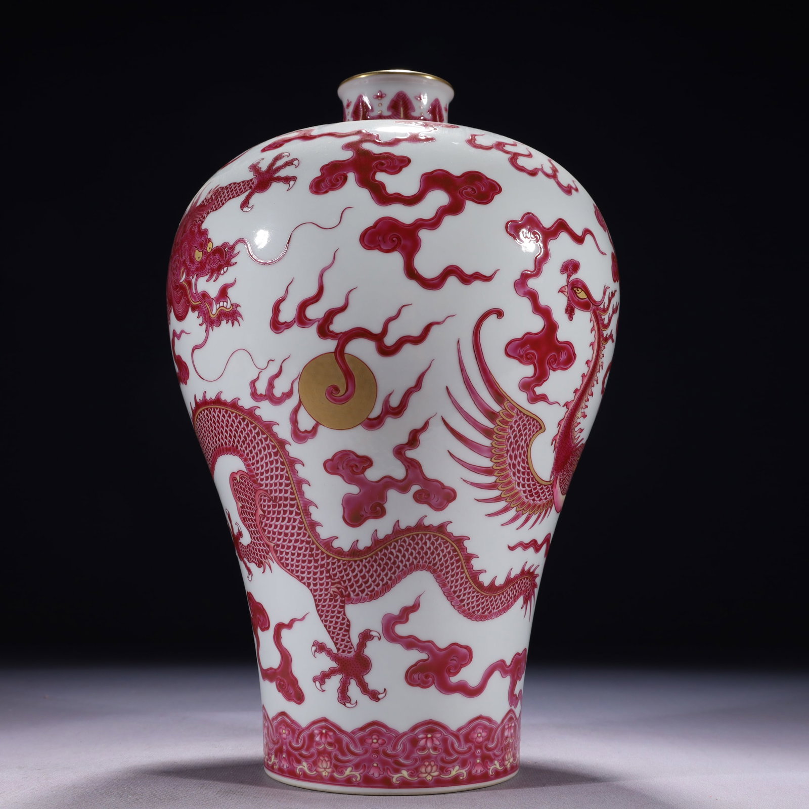 An Exquisite Ruby Red-Glazed Painted Gold Auspicious Cloud and Dragon Pattern Vase - 4