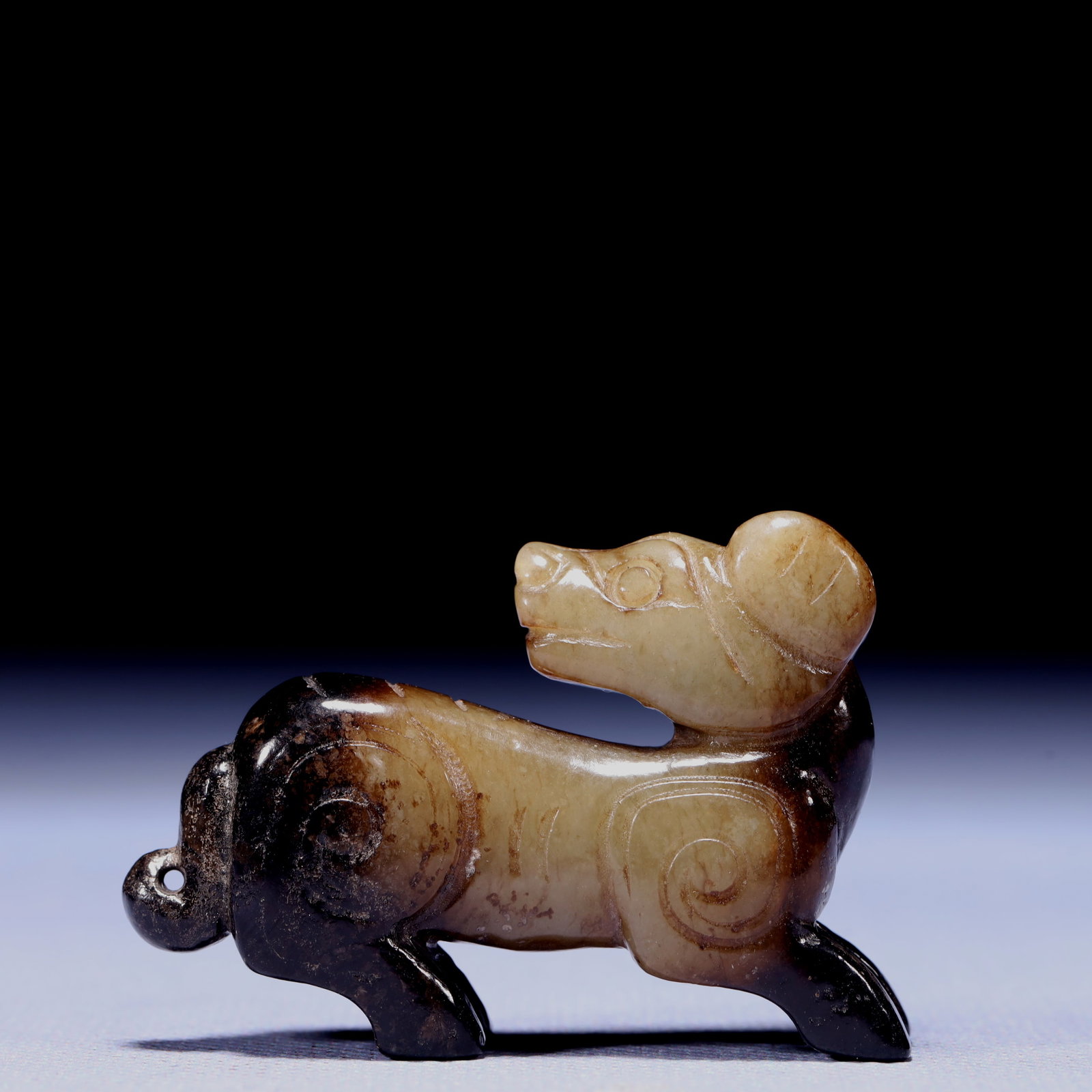 An Exquisite White Jade Dog Ornament: An Exquisite White Jade Dog Ornament,Qing Dynasty,China,Size:2.4inx0.6inx1.8in,Weight:52g 白玉犬摆件,中国清代
