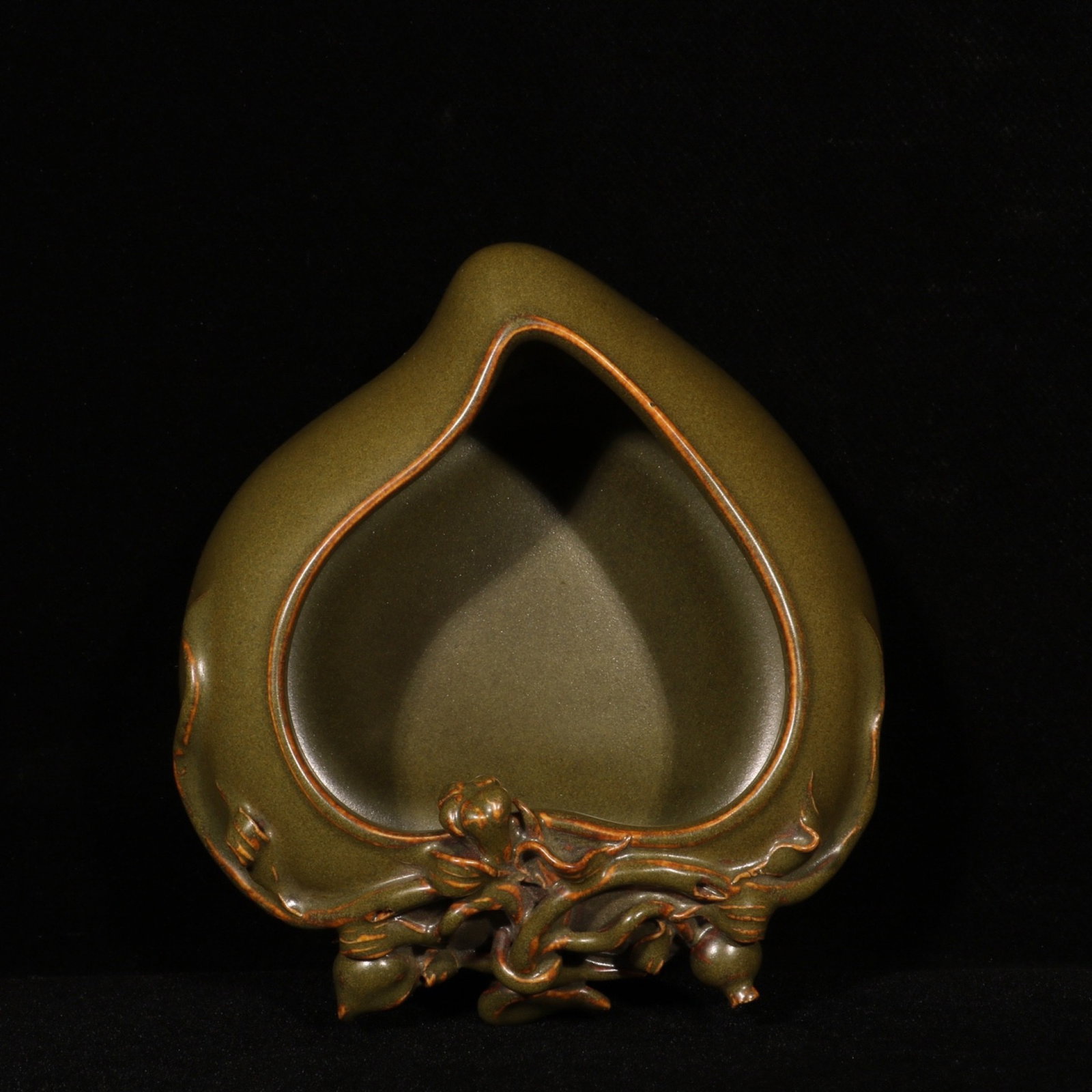 An Exquisite Teadust Glazed Brush Washer (1 of 9)