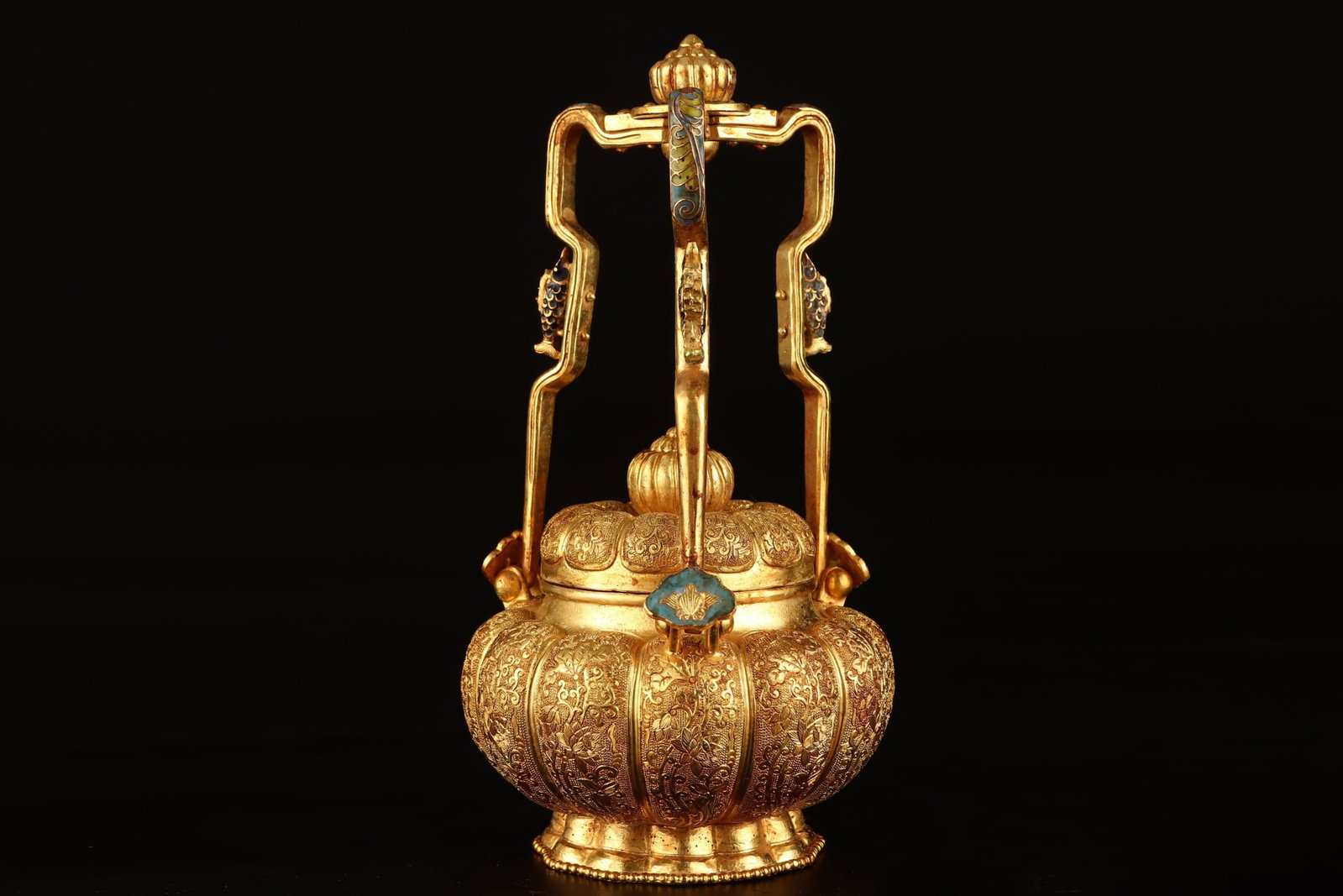 An Exquisite Gilt Bronze Lotus Pattern Loop-Handled Pot - 3