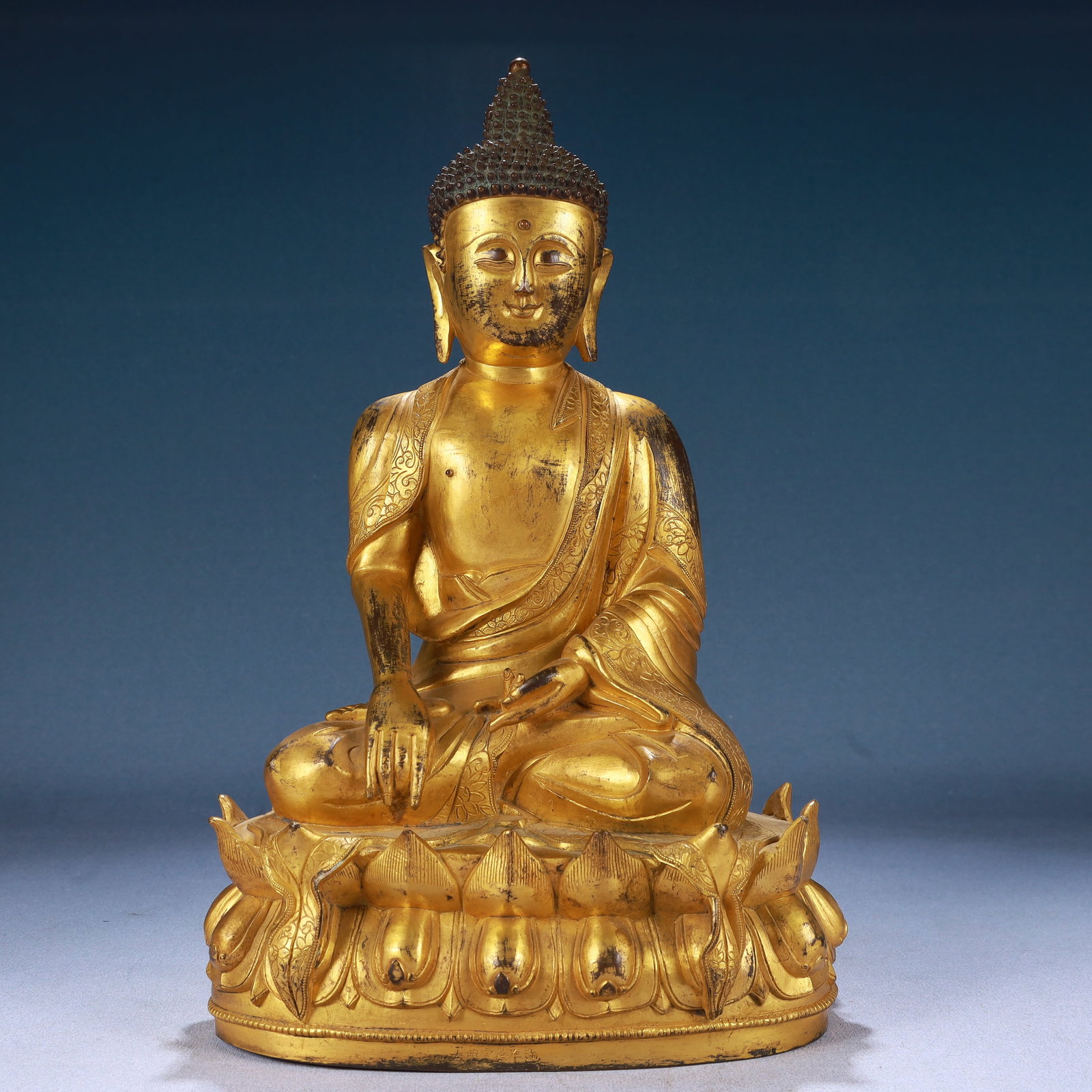 A Solemn Gilt Bronze Statue of Sakyamuni (1 of 11)