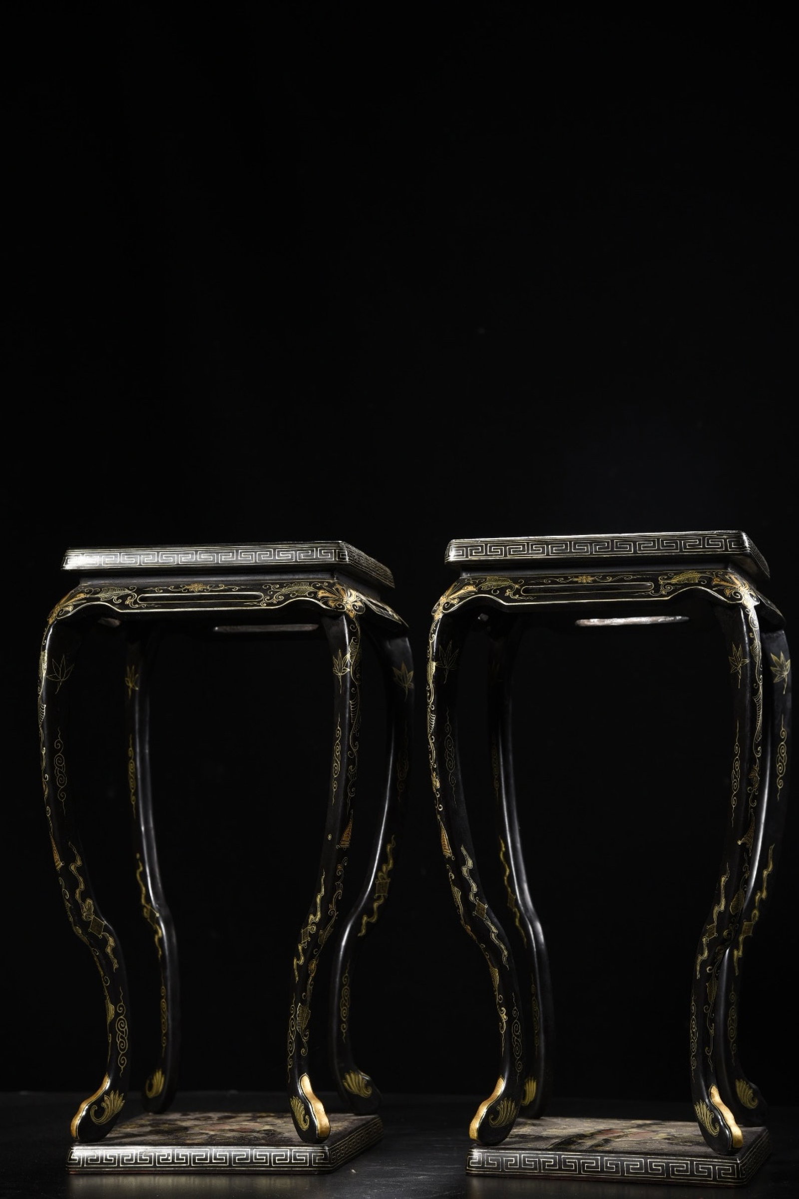 A Pair of Exquisite Carved Lacquer Painted Gold Flower Pattern Flower Stands (1 of 9)