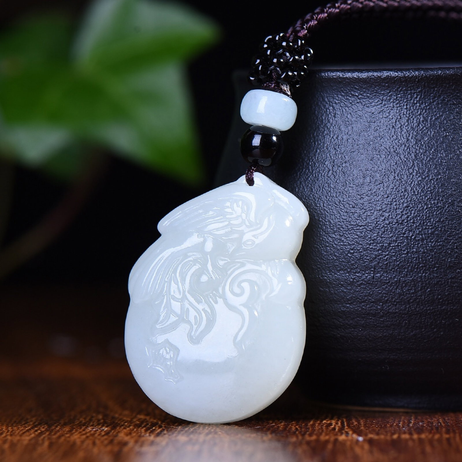 An Exquisite White Jade Bird Pattern Pendant - 2
