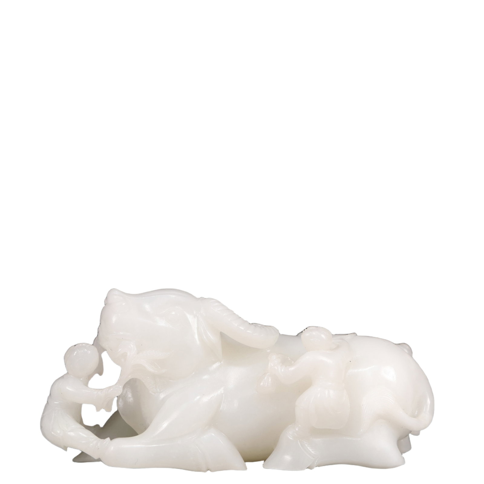 An Exquisite White Jade Buffalo Ornament: An Exquisite White Jade Buffalo Ornament,Qing Dynasty, China,Size:5.1inx2inx2.2in,Weight:400g 白玉牛摆件,中国清代