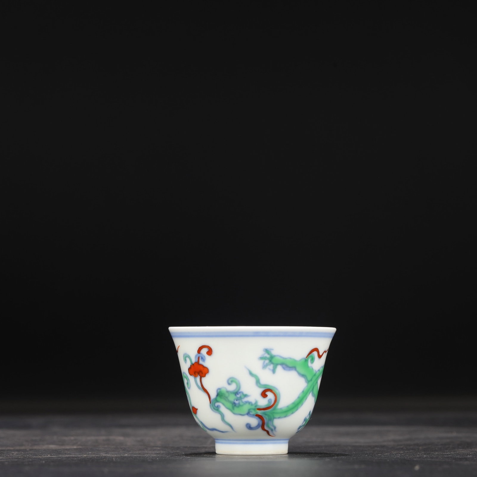 An Exquisite Doucai Dragon Pattern Cup - 2