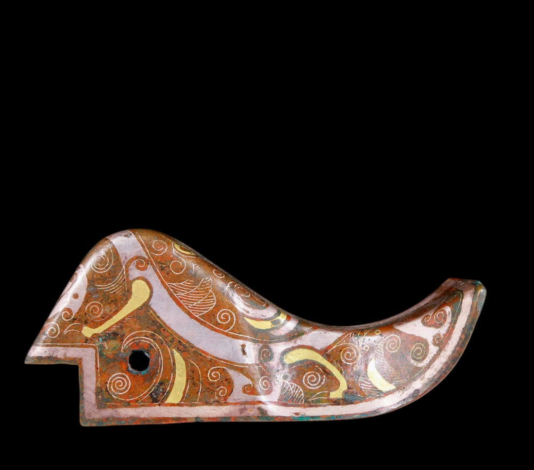 A precious bronze inlaid gold and silver ornament with auspicious animal patterns: A precious bronze inlaid gold and silver ornament with auspicious animal patterns, ancient times, Size: 4.3inx2.8inx2in, Weight: 240g 铜嵌金银瑞兽纹摆&#