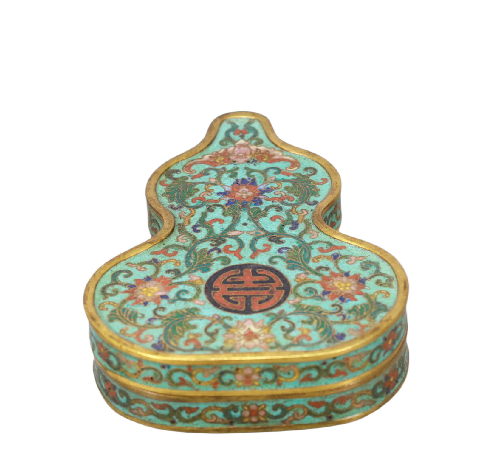An Exquisite Cloisonne Lotus and Bats Pattern Gourd-Shaped Cover Box: An Exquisite Cloisonne Lotus and Bats Pattern Gourd-Shaped Cover Box,Qing Dynasty,China,Qianlong Four-character Mark,Size:5.3inx1.2in,Weight:500g 景泰蓝缠枝莲ඈ