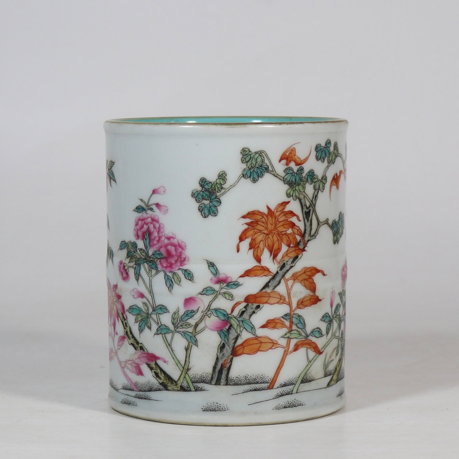 An Exquisite Famille-Rose Painted Gold Bats and Peach Pattern Brush Pot (1 of 9)