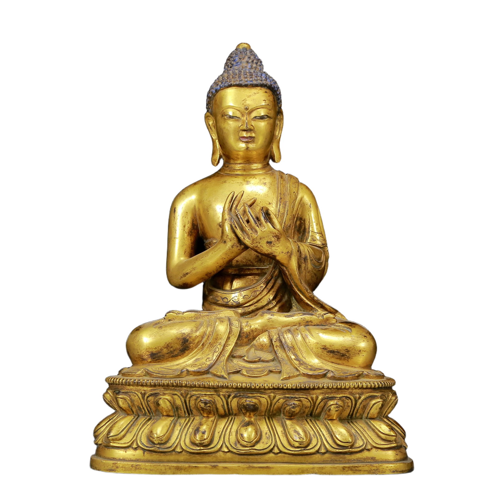 A Solemn Gilt Bronze Statue of Sakyamuni: A Solemn Gilt Bronze Statue of Sakyamuni,Ming Dynasty, China,Size:9.1inx5.1inx11.4in,Weight:5735g 铜鎏金释迦摩尼像，明代