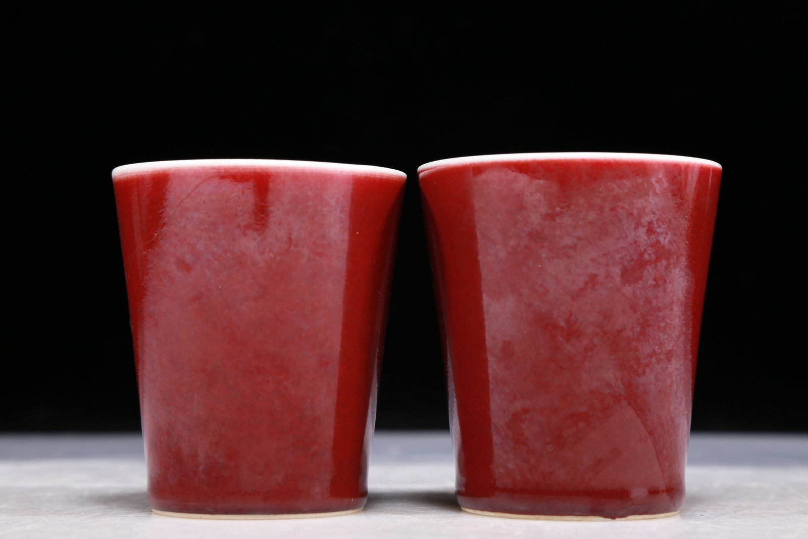 A Fabulous Pair Of Red-Glazed Cups: A Fabulous Pair Of Red-Glazed Cups. Chinese Qing Dynasty. Size:3inx3.3in. Weight:275g. 清代 红釉杯一对