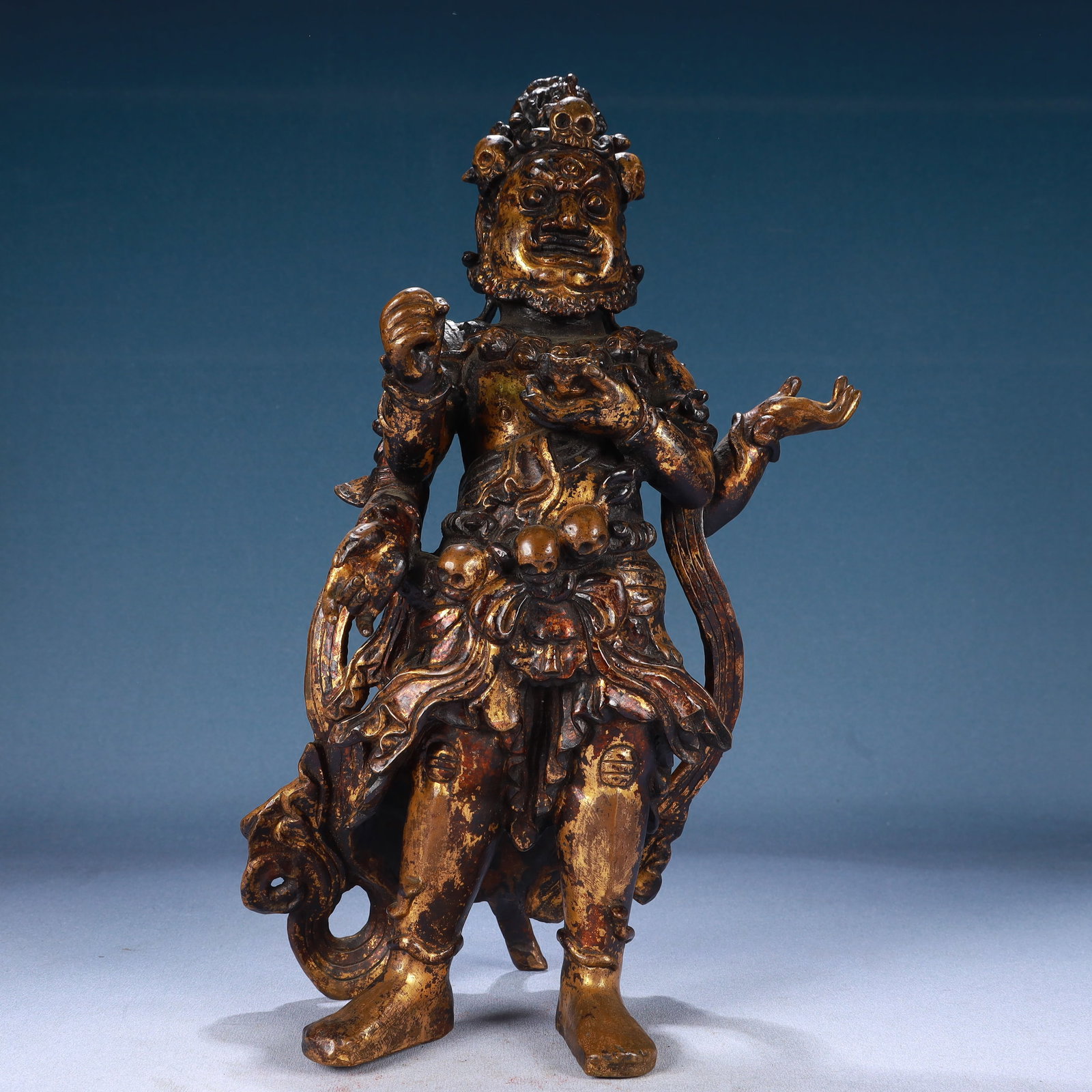 A Solemn Gilt Bronze Statue of Mammon: A Solemn Gilt Bronze Statue of Mammon,Qing Dynasty, China,Size:9.1inx4.7inx15.7in,Weight:7050g 铜鎏金财神像,中国清代