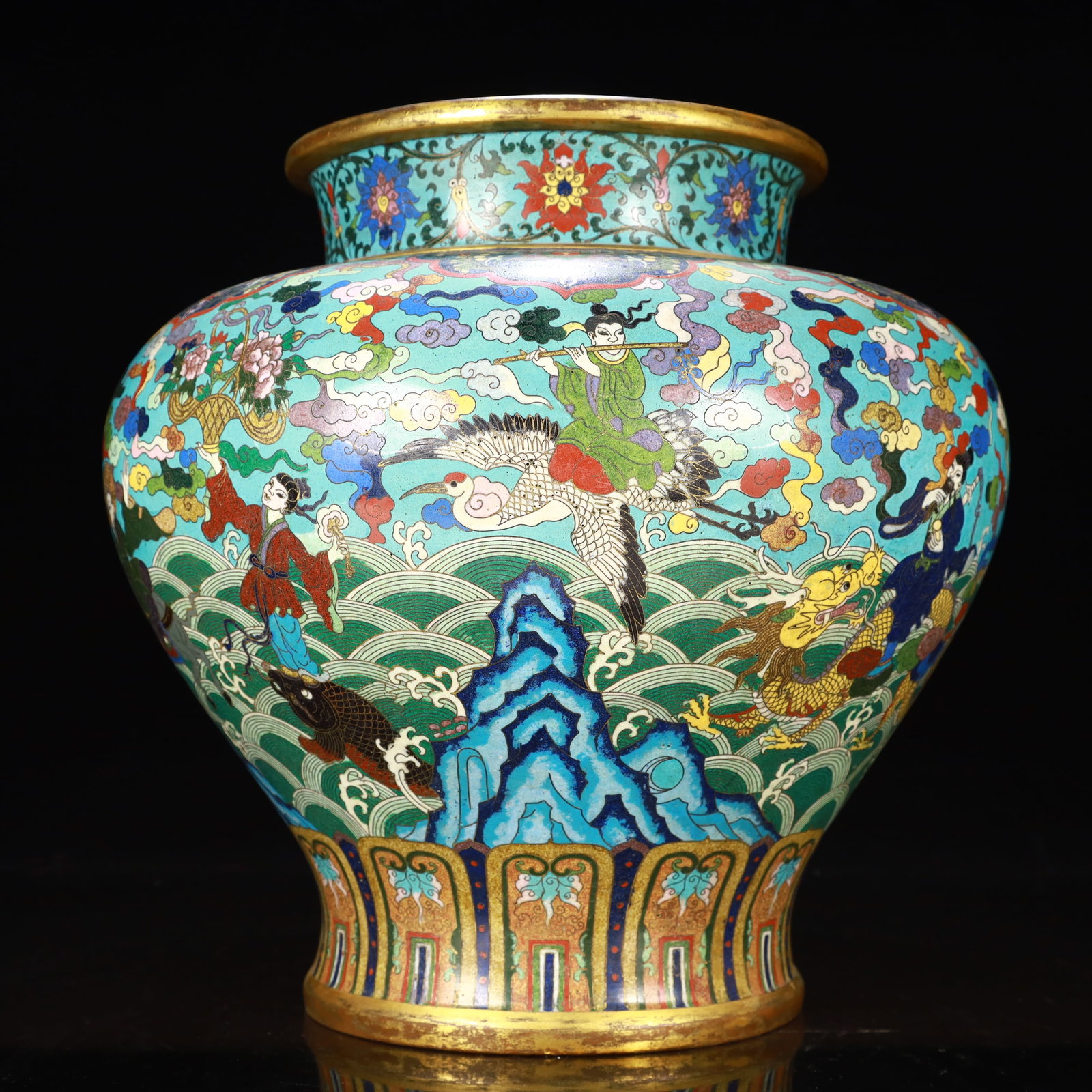 An Exquisite Cloisonne Auspicious Cloud Figure Pattern Vase - 4