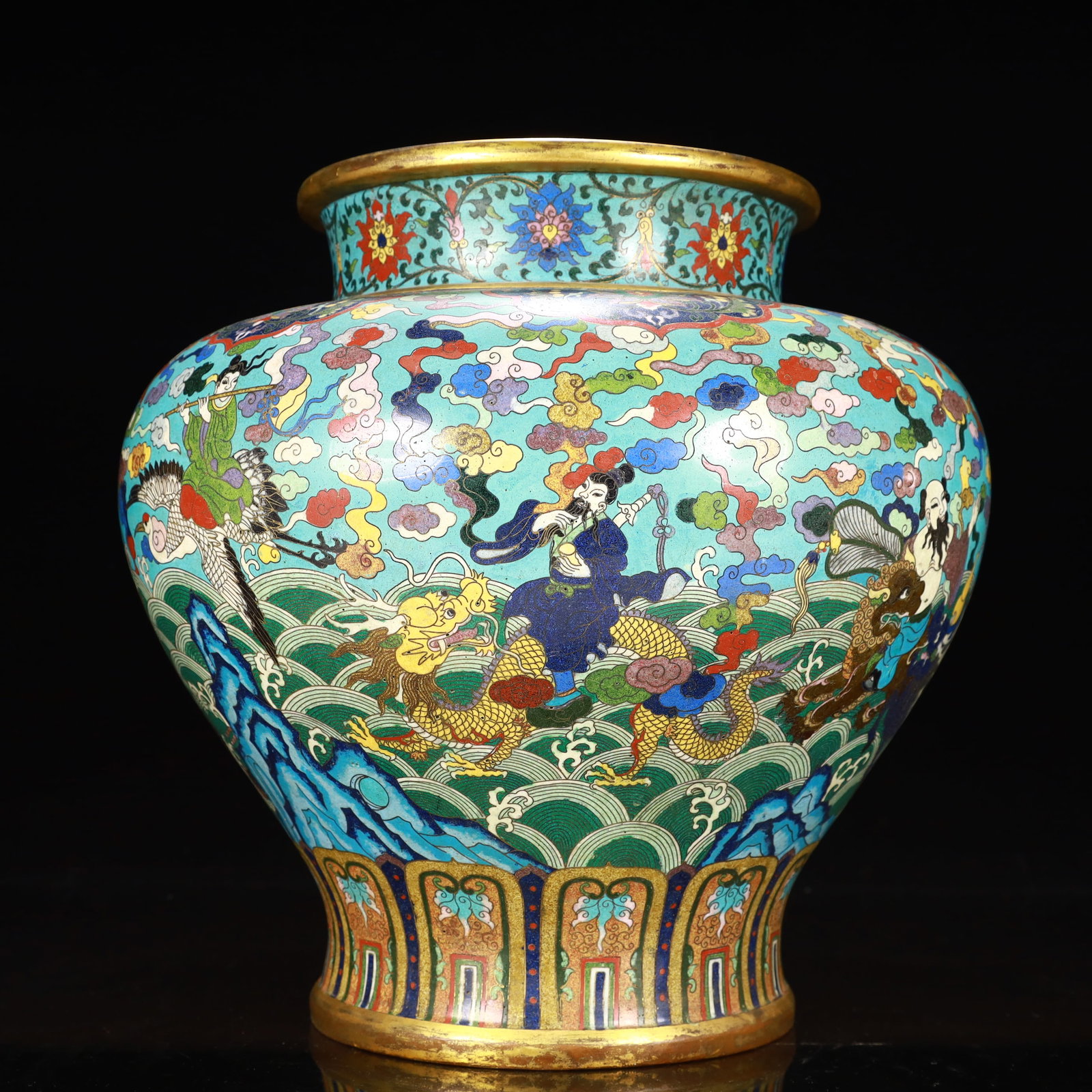 An Exquisite Cloisonne Auspicious Cloud Figure Pattern Vase - 6