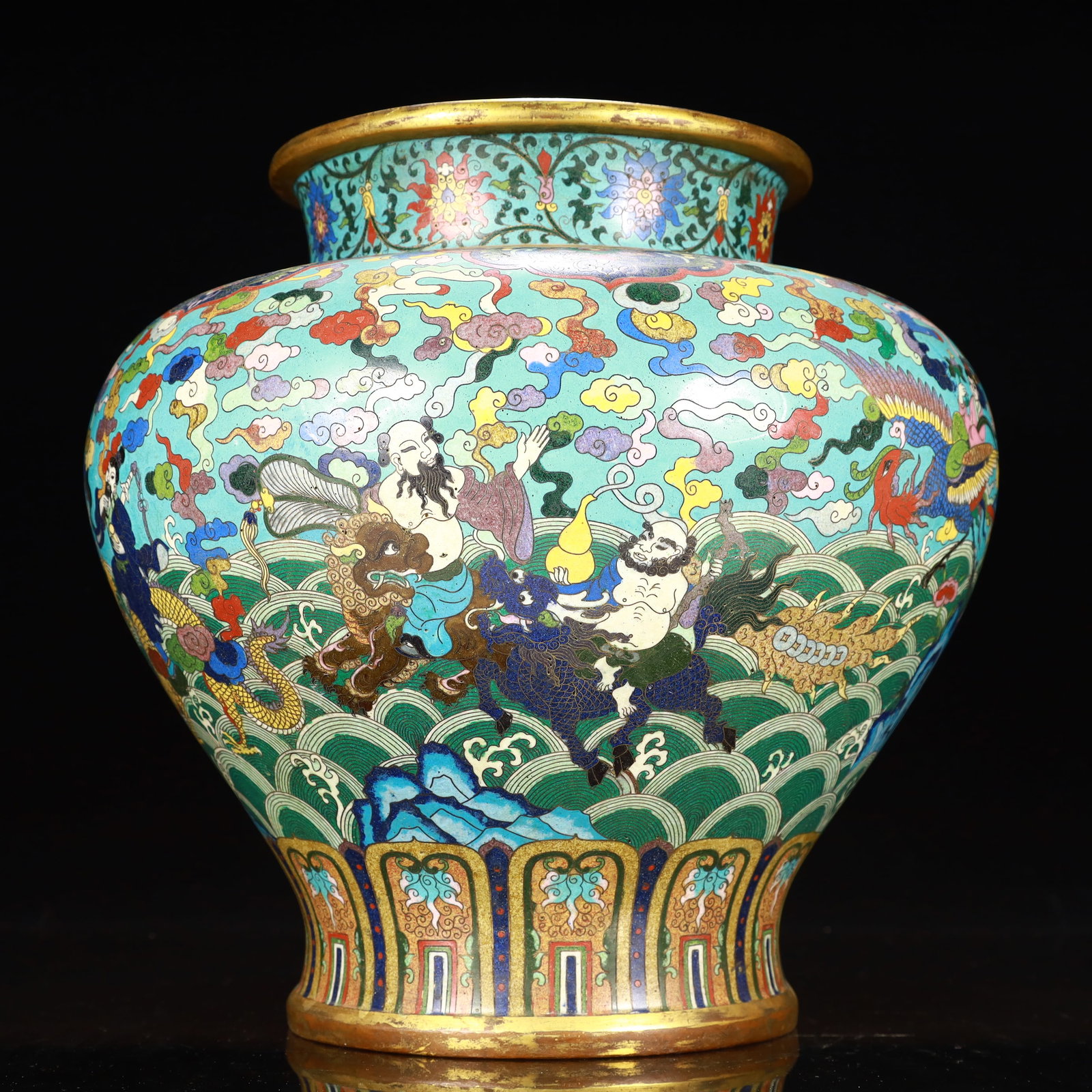 An Exquisite Cloisonne Auspicious Cloud Figure Pattern Vase - 8