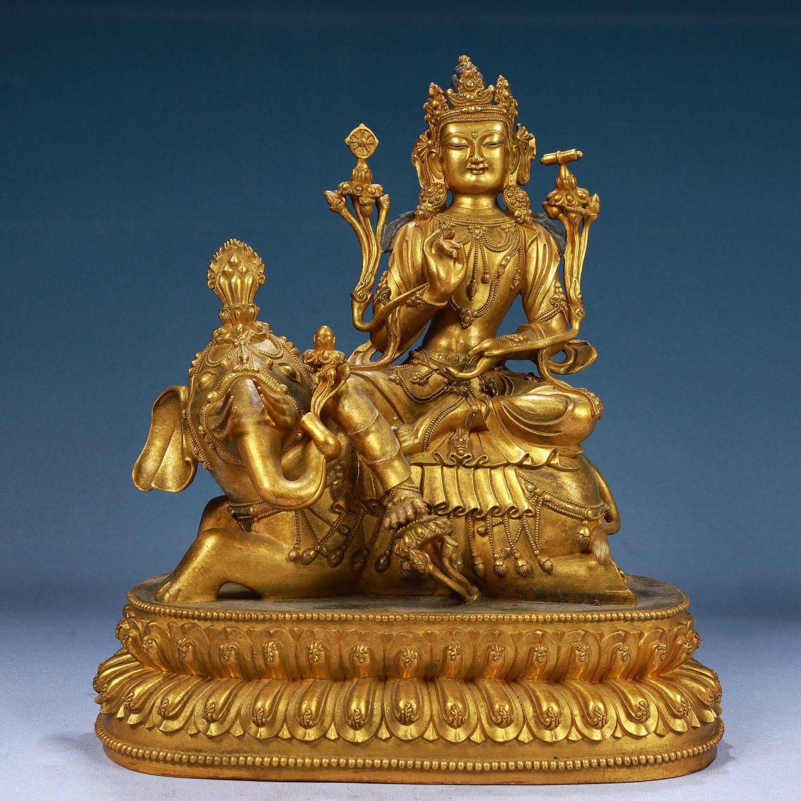A Solemn Gilt Bronze Statue of Samantabhadra Rides the Elephant: A Solemn Gilt Bronze Statue of Samantabhadra Rides the Elephant,Qing Dynasty, China,Size:12.2inx5.9inx15in,Weight:14850g