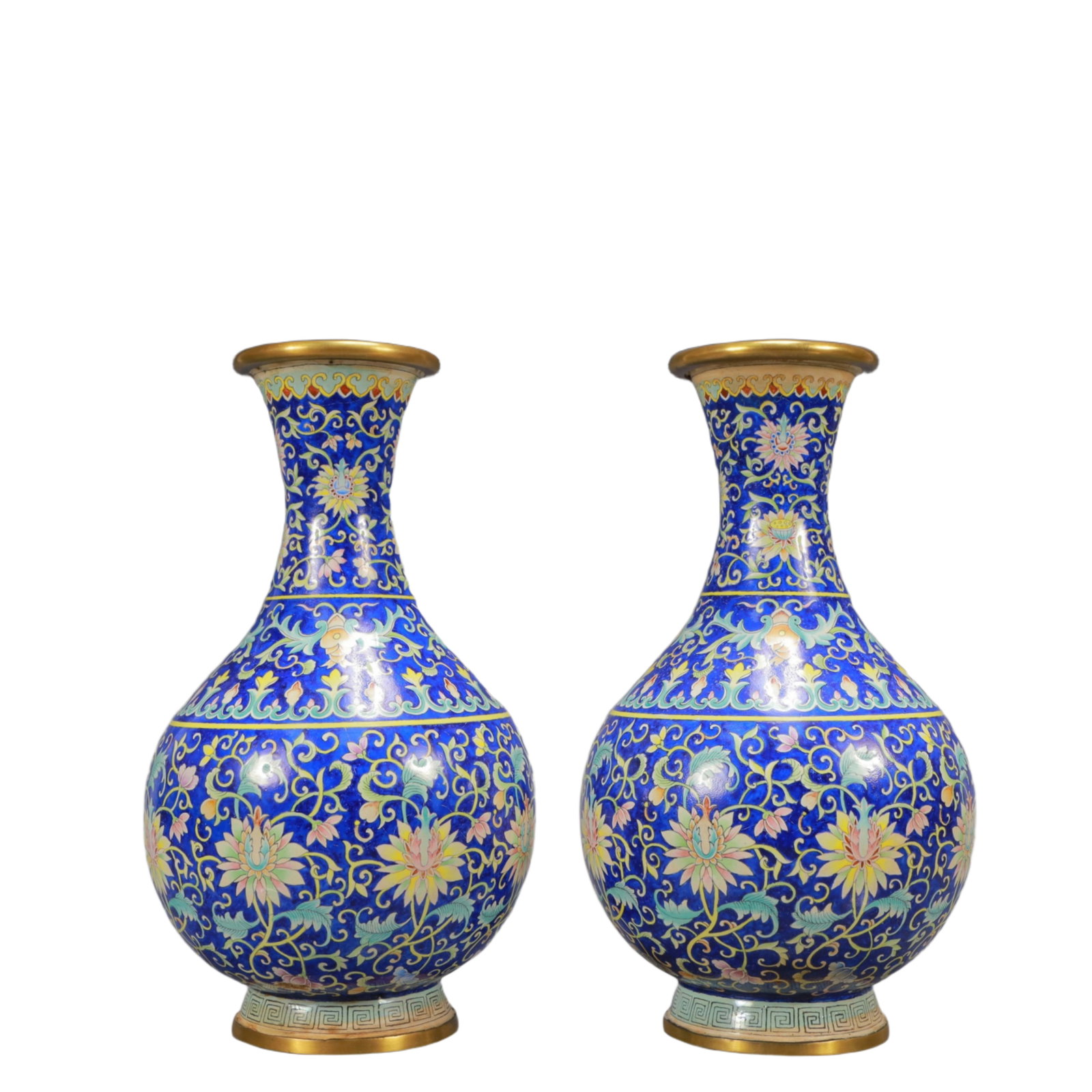 A Pair of Exquisite Painted Enamel Lotus Pattern Vases: A Pair of Exquisite Painted Enamel Lotus Pattern Vases,Qing Dynasty, China,Qianlong Four-character Mark,Size:5.1inx10.2in,Total Weight:1800g 一对画珐琅缠枝