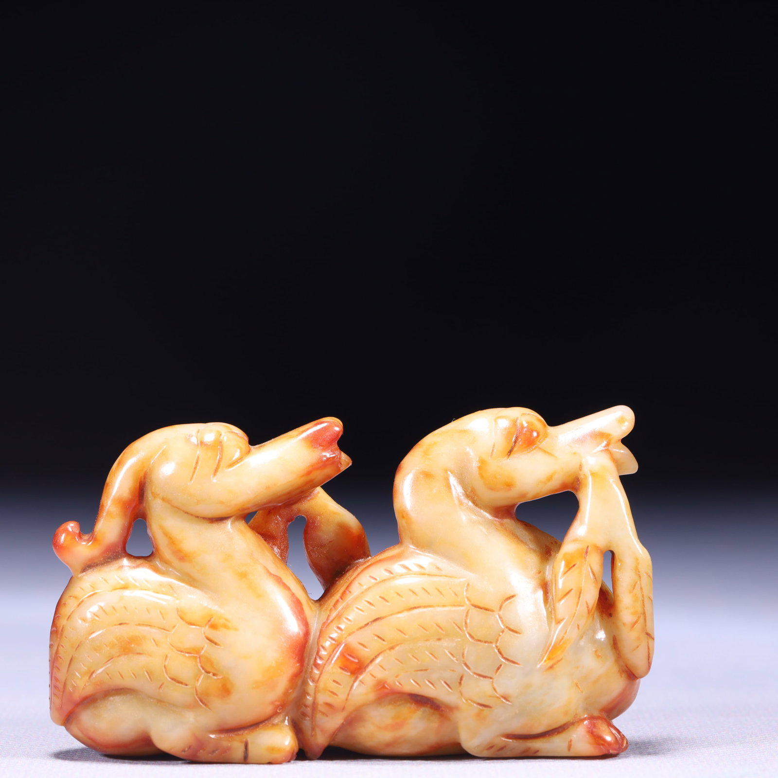 An Exquisite White Jade Duck Ornament: An Exquisite White Jade Duck Ornament,Qing Dynasty,China,Size:3.5inx1inx2in,Weight:176g 白玉鸭摆件,中国清代