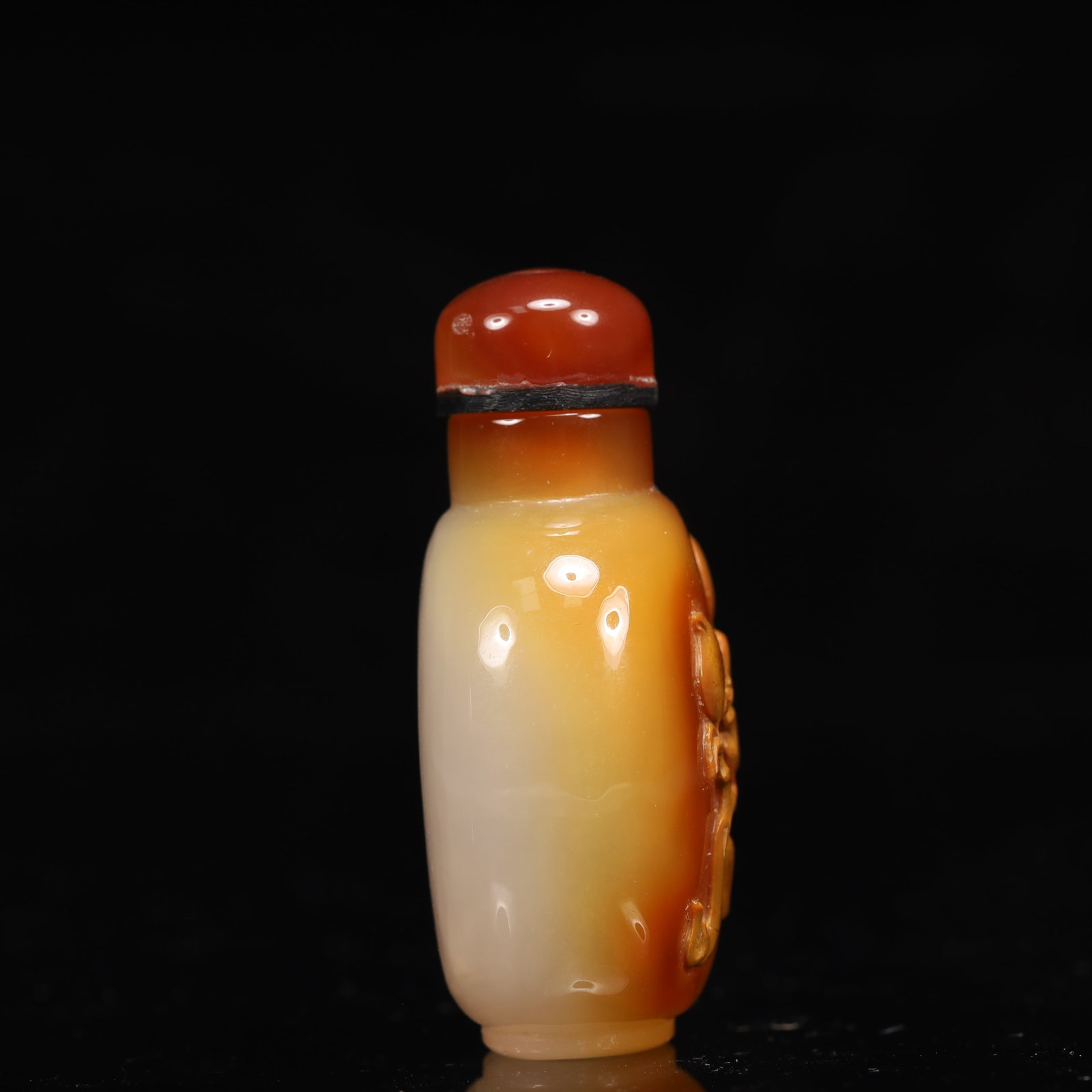 An Exquisite Agate Monkey and Peach Pattern Snuff Bottle - 4