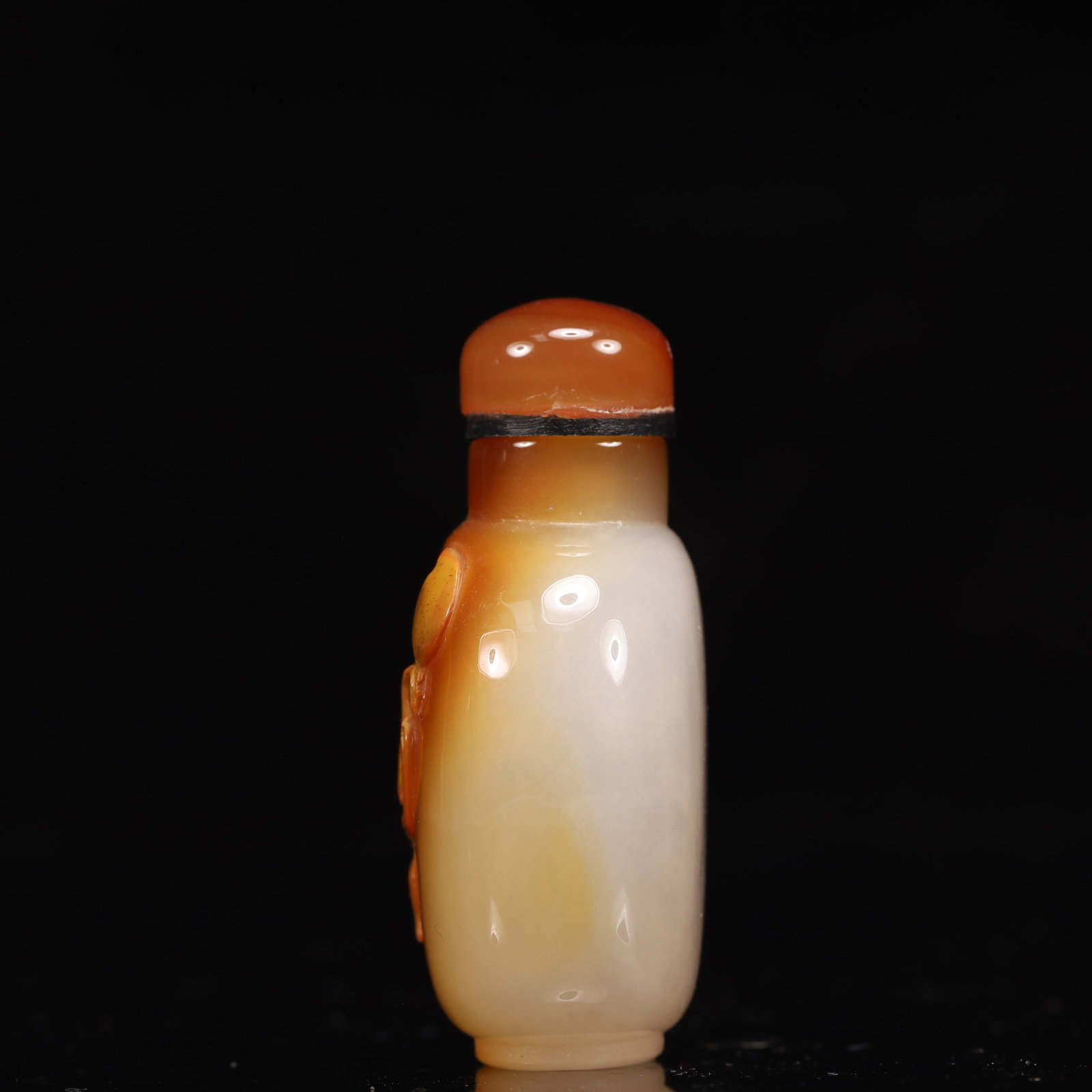 An Exquisite Agate Monkey and Peach Pattern Snuff Bottle - 6