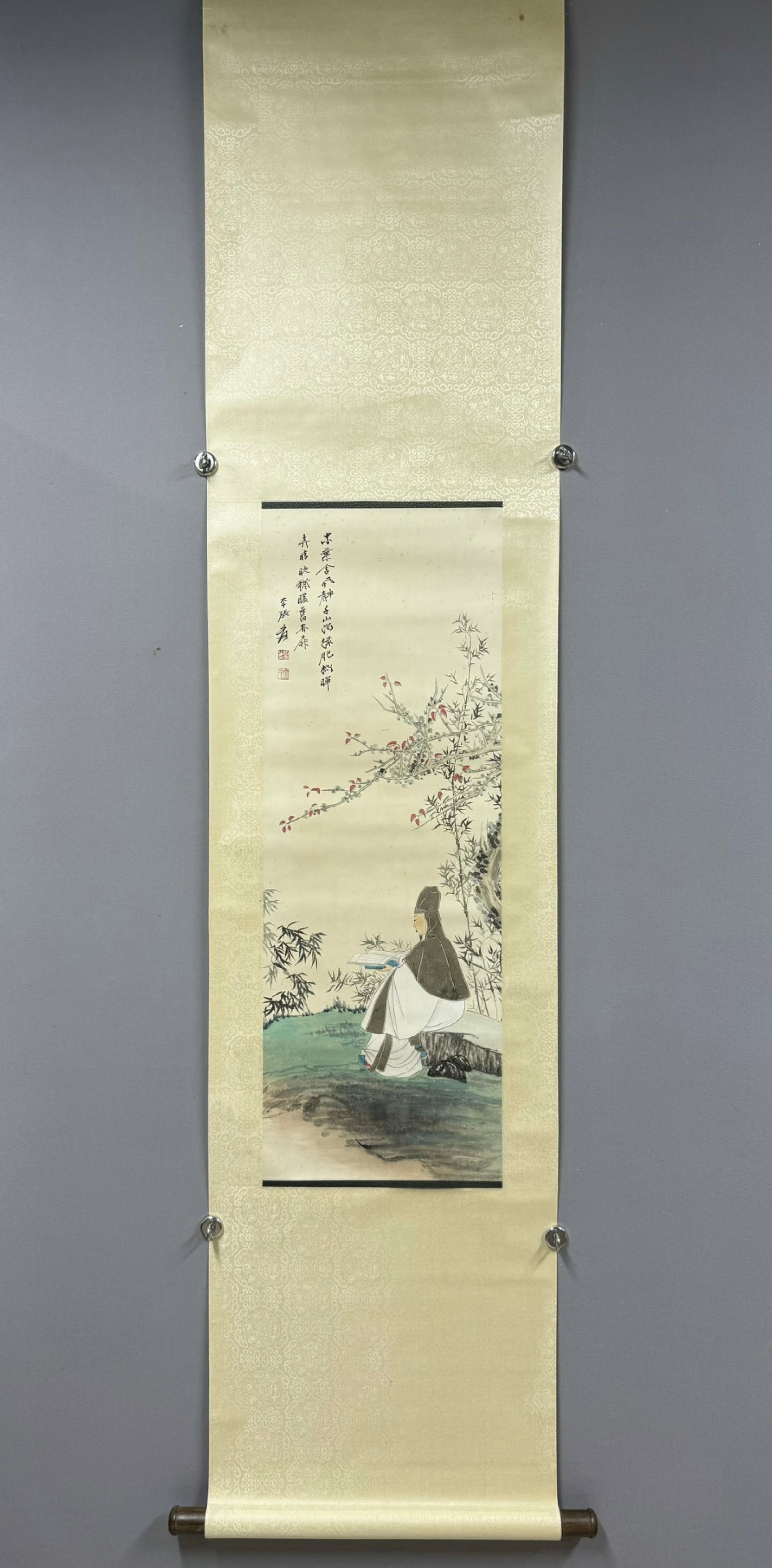 A Chinese Vertical Scroll Ink Painting of Character and Story on Paper: A Chinese Vertical Scroll Ink Painting of Character and Story on Paper,Zhang Daqian,Size:36.2inx13in 一幅中国水墨人物故事画立