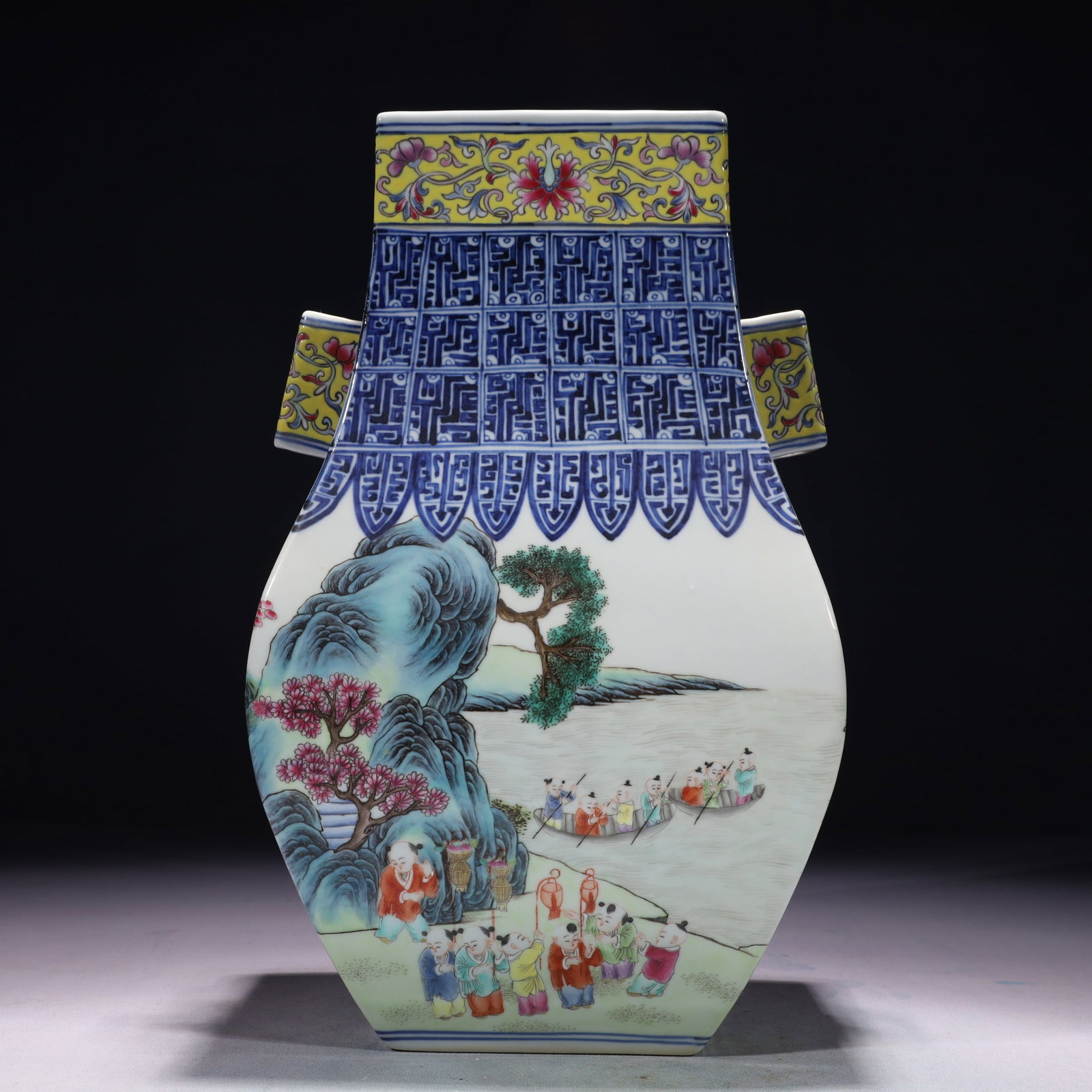 An Exquisite Blue and White Famille-Rose Character and Story Pattern Double-Ears Vase: An Exquisite Blue and White Famille-Rose Character and Story Pattern Double-Ears Vase,Qing Dynasty,China,Qianlong Six-character Mark,Size:8.3inx5.5inx13.8in,Weight:4150g 青花粉ঊ