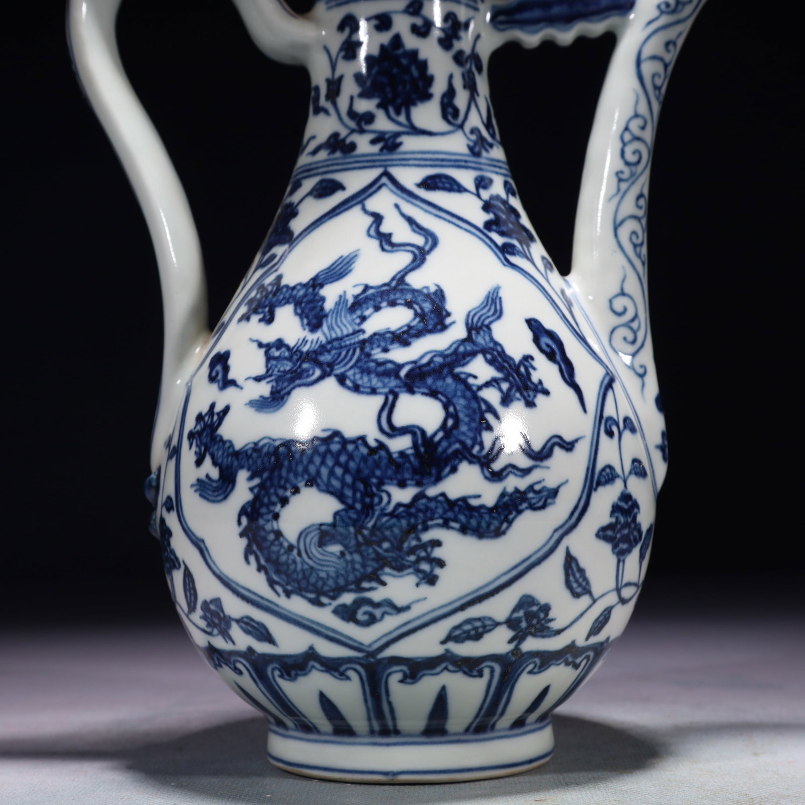 An Exquisite Blue and White Auspicious Cloud and Dragon Pattern Ewer - 3