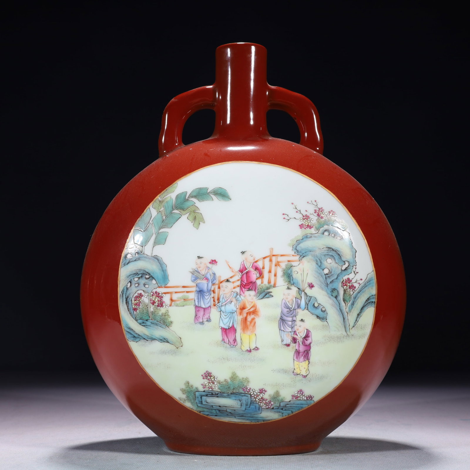 An Exquisite Famille-Rose Figure Pattern Double-Ears Vase: An Exquisite Famille-Rose Figure Pattern Double-Ears Vase,Qing Dynasty,China,Yongzheng Six-character Mark,Size:7.9inx3.9inx10.6in,Weight:1900g 粉彩人物纹双耳&