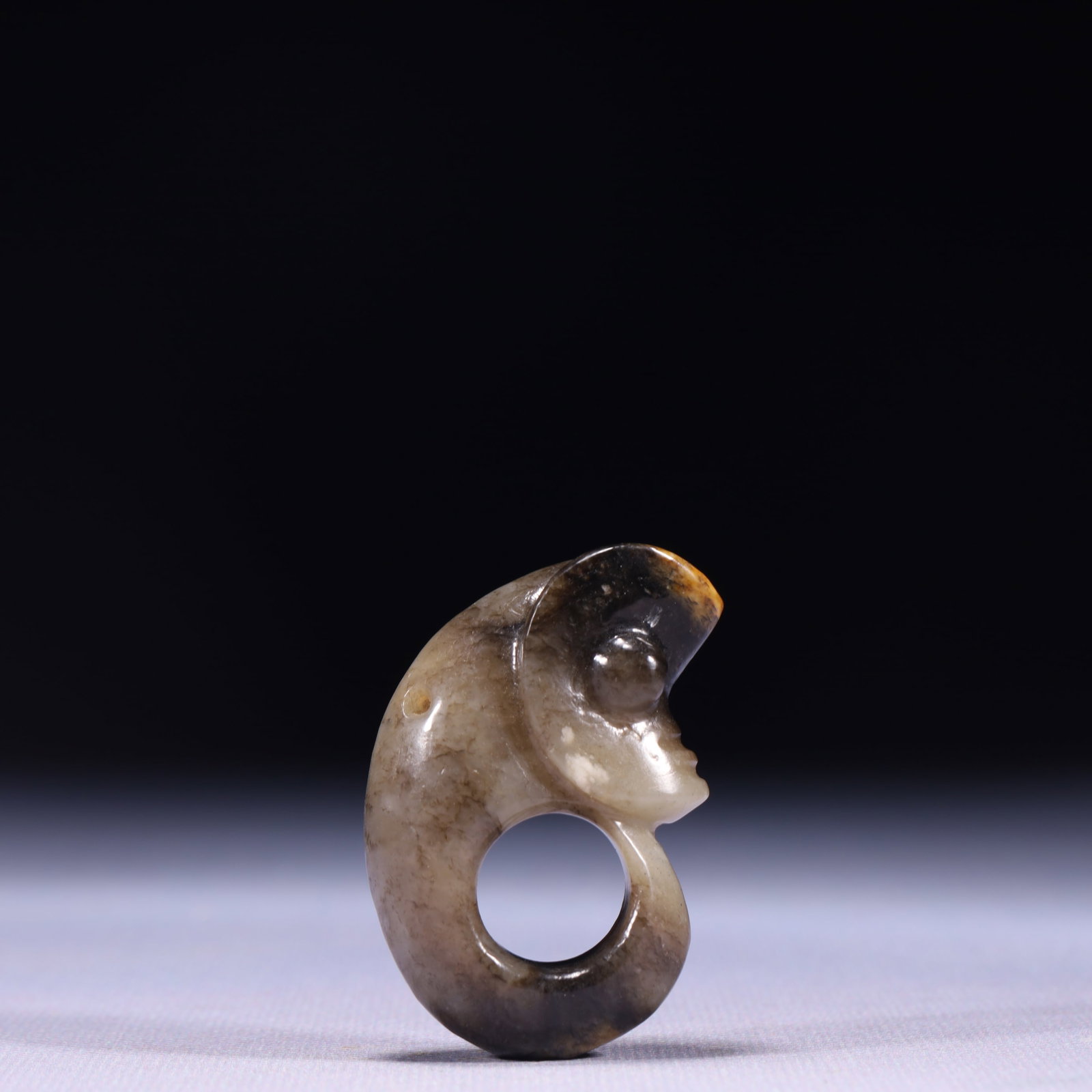 An Exquisite Archaic Jade Pig and Dragon Pendant: An Exquisite Archaic Jade Pig and Dragon Pendant,Ancient Time,China,Size:1.4inx0.6inx2.2in,Weight:48g