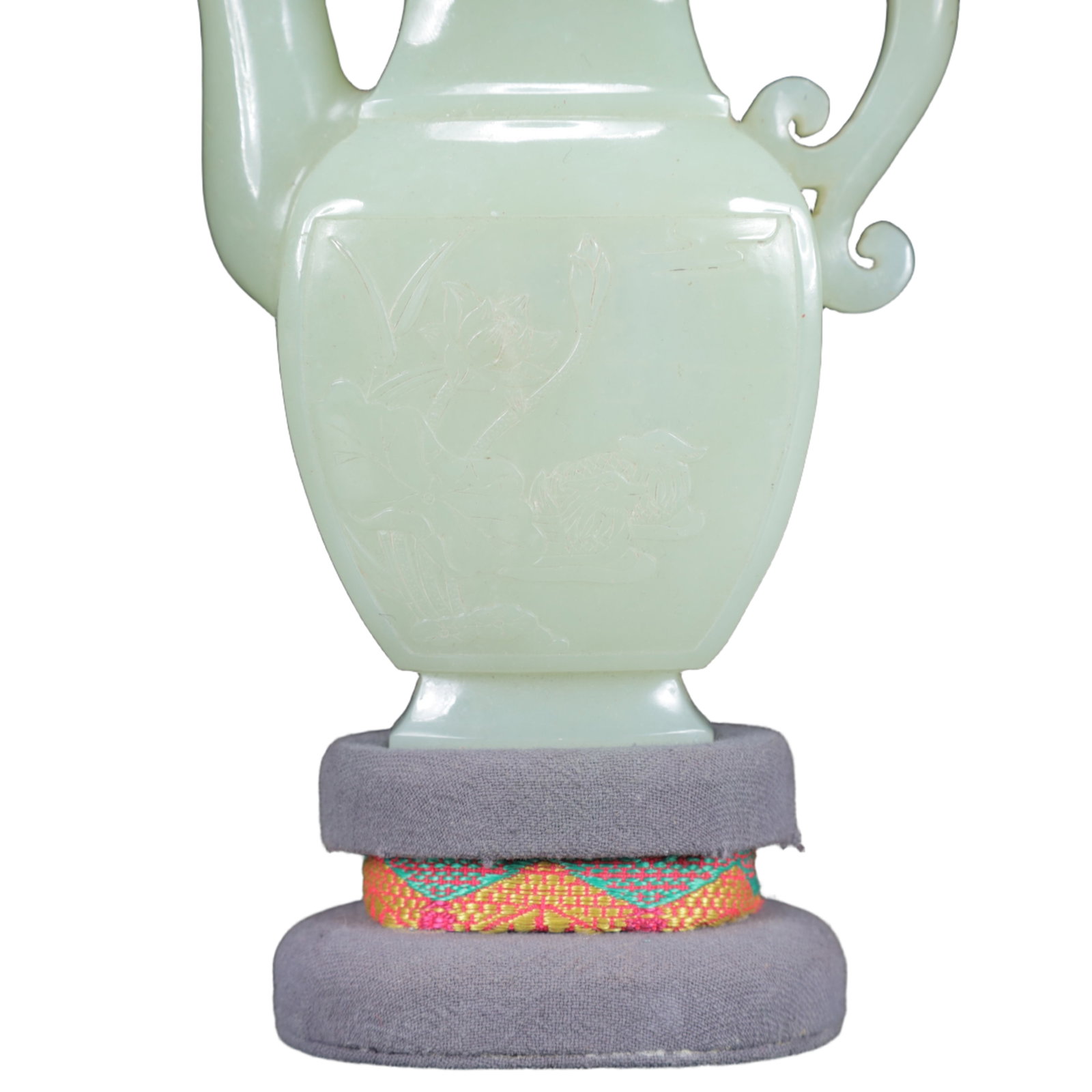 An Exquisite White Jade Flower Pattern Ewer - 4