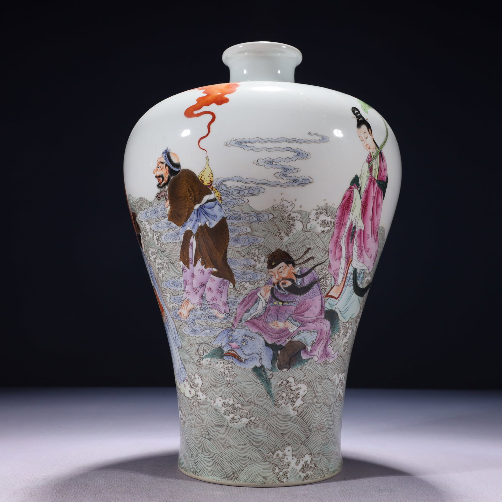 An Exquisite Famille-Rose Character and Story Pattern Vase: An Exquisite Famille-Rose Character and Story Pattern Vase,Qing Dynasty,China,Yongzheng Six-character Mark,Size:8.7inx14.2in,Weight:3500g 粉彩人物故事纹ல