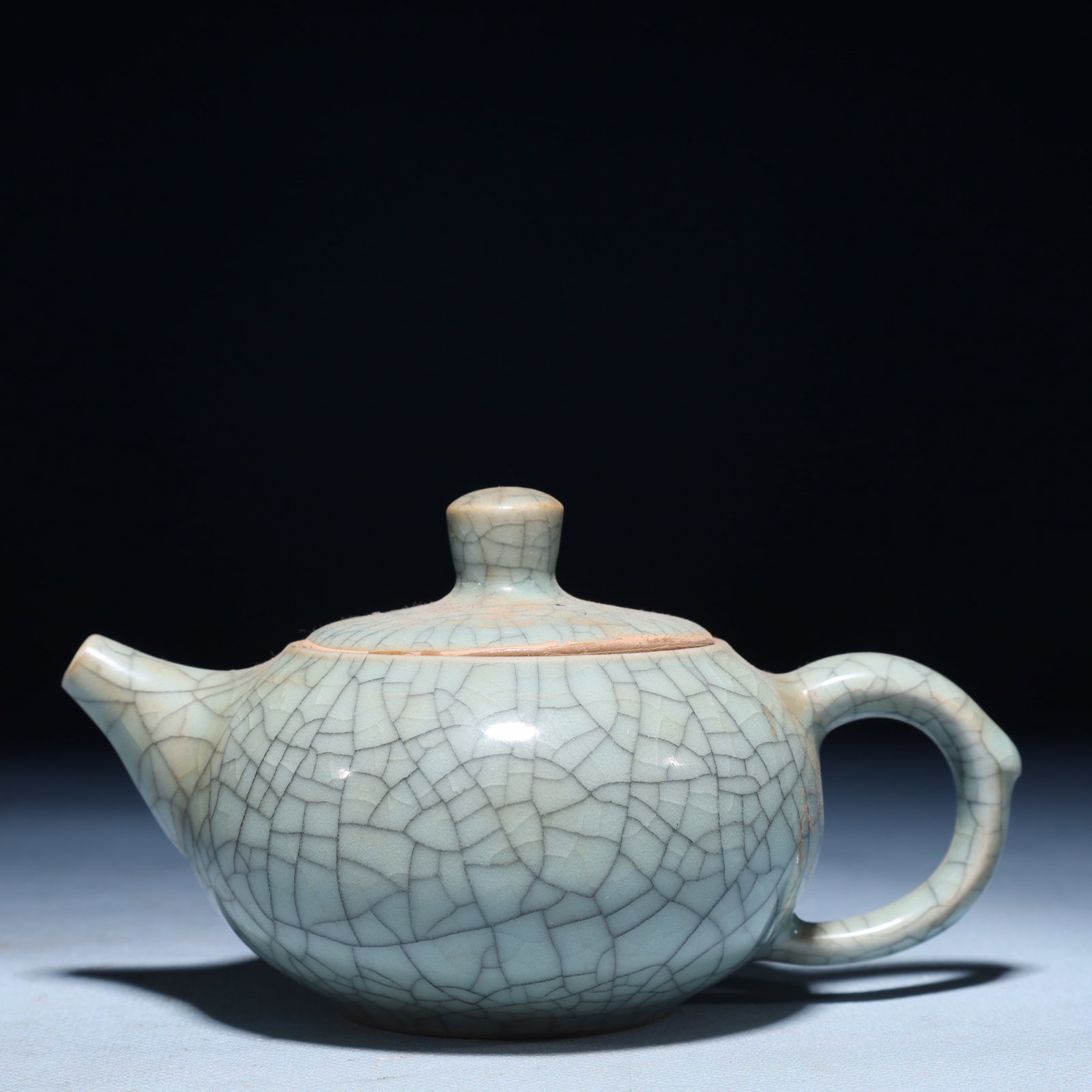 An Exquisite Guan yao Teapot (1 of 10)