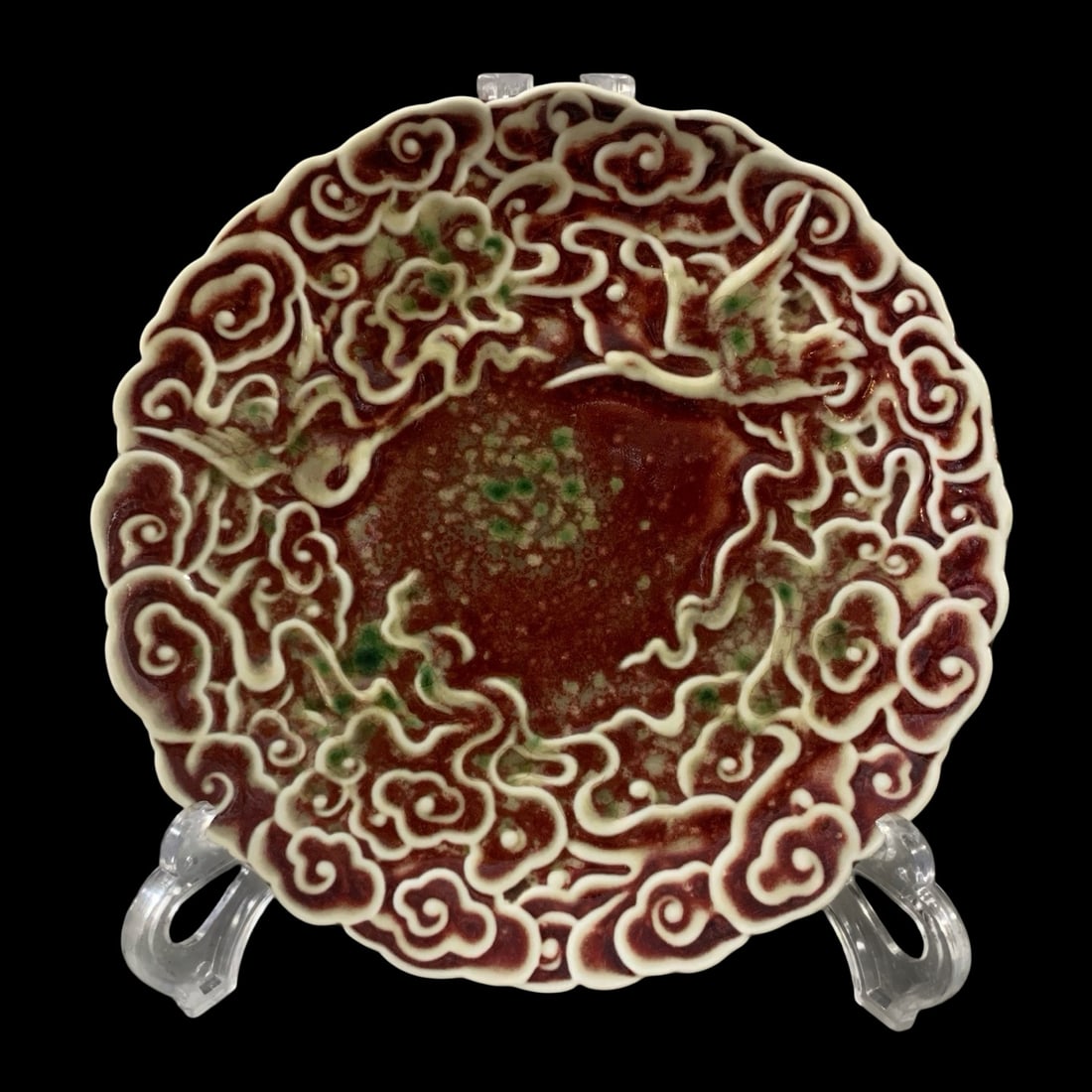 An Exquisite Ji Red Glazed Auspicious Cloud and Crane Pattern Plate: An Exquisite Ji Red Glazed Auspicious Cloud and Crane Pattern Plate,Qing Dynasty,China,Kangxi Six-character Mark,Size:1.1inx7in