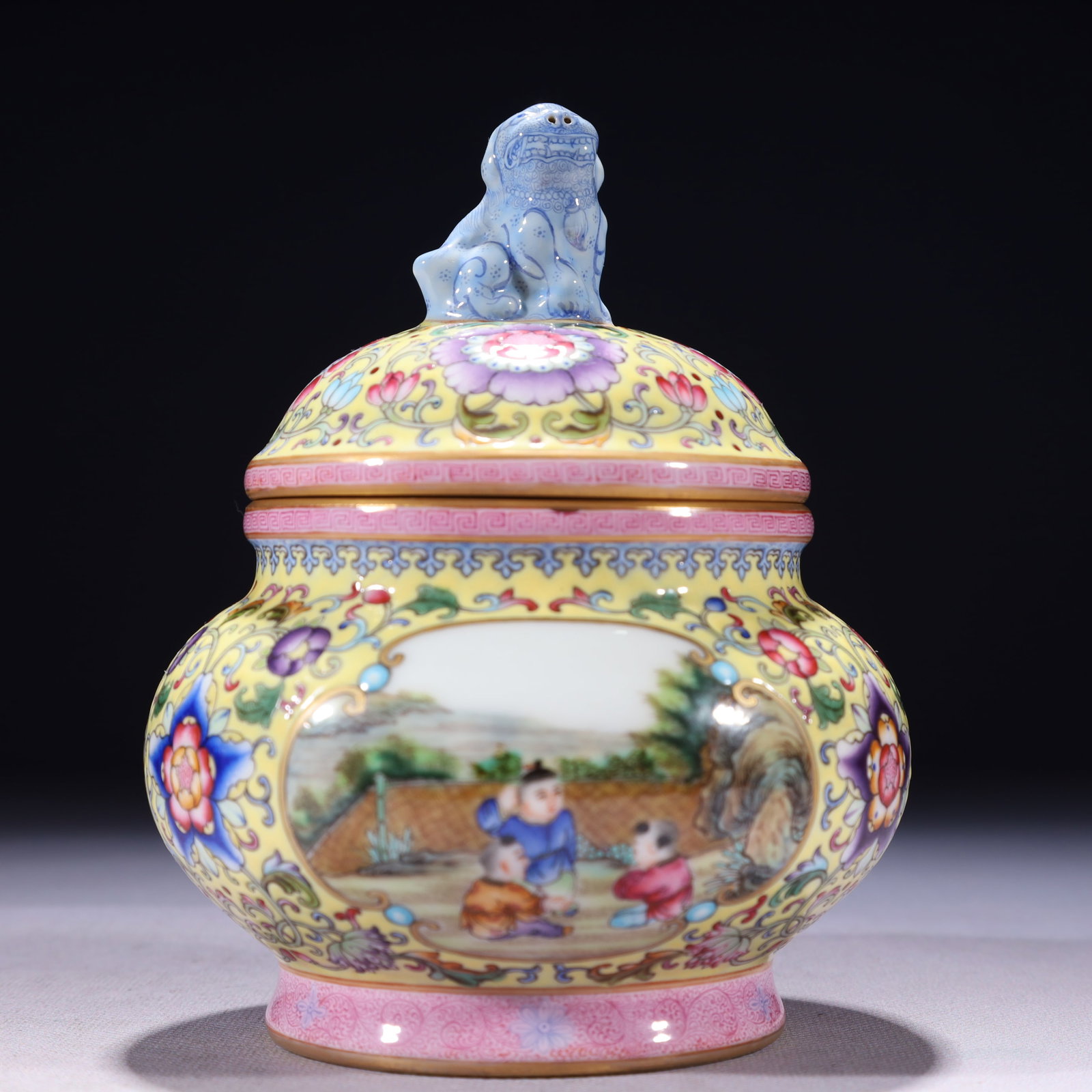 An Exquisite Yellow Ground Enamel Painted Gold Character and Story Pattern Tea Caddy (1 of 9)