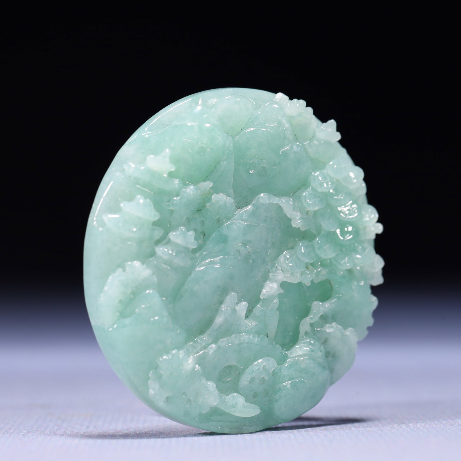 An Exquisite Jadeite Landscape Pattern Pendant - 3