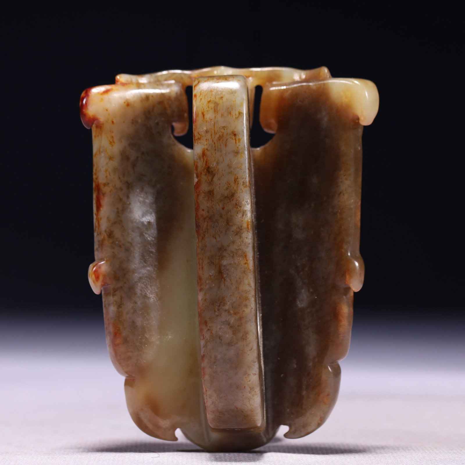 An Exquisite White Jade Beast-Face Pattern Buckle - 4