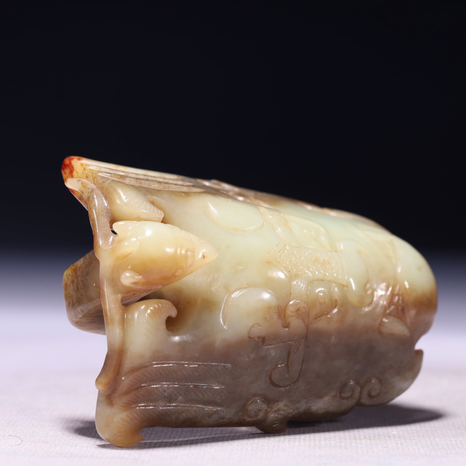 An Exquisite White Jade Beast-Face Pattern Buckle - 7