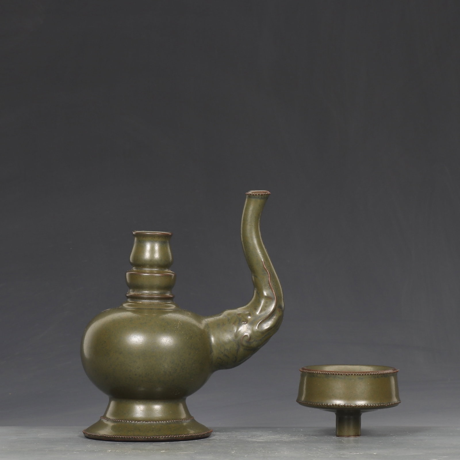 An Exquisite Teadust Glazed Pot - 5