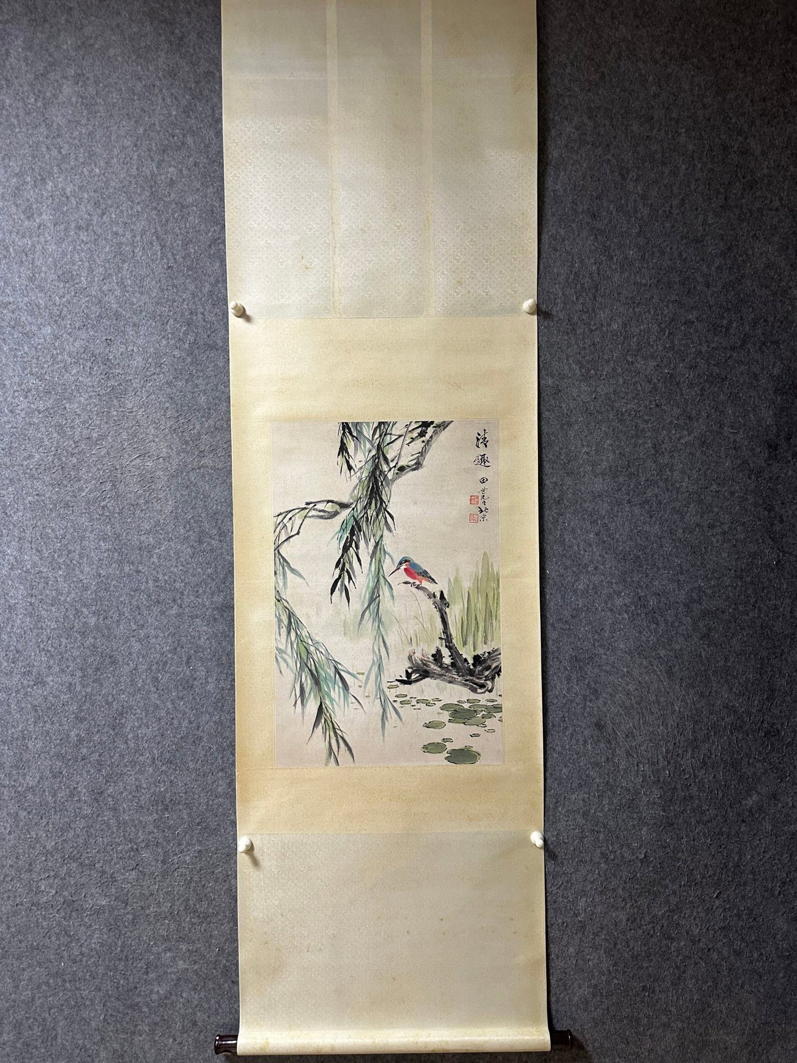 A Chinese Vertical Scroll Ink Painting of Flower and Bird on Paper: A Chinese Vertical Scroll Ink Painting of Flower and Bird on Paper,Tian Shiguang,Size:26.8inx17.7in 一幅中国水墨花鸟画立轴,田