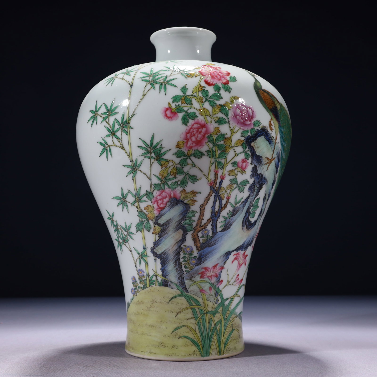 An Exquisite Famille-Rose Flower and Peacock Pattern Vase,with poem: An Exquisite Famille-Rose Flower and Peacock Pattern Vase,with poem,Qing Dynasty,China,Qianlong Six-character Mark,Size:8.3inx13in,Weight:3050g 粉彩花卉孔雀纹