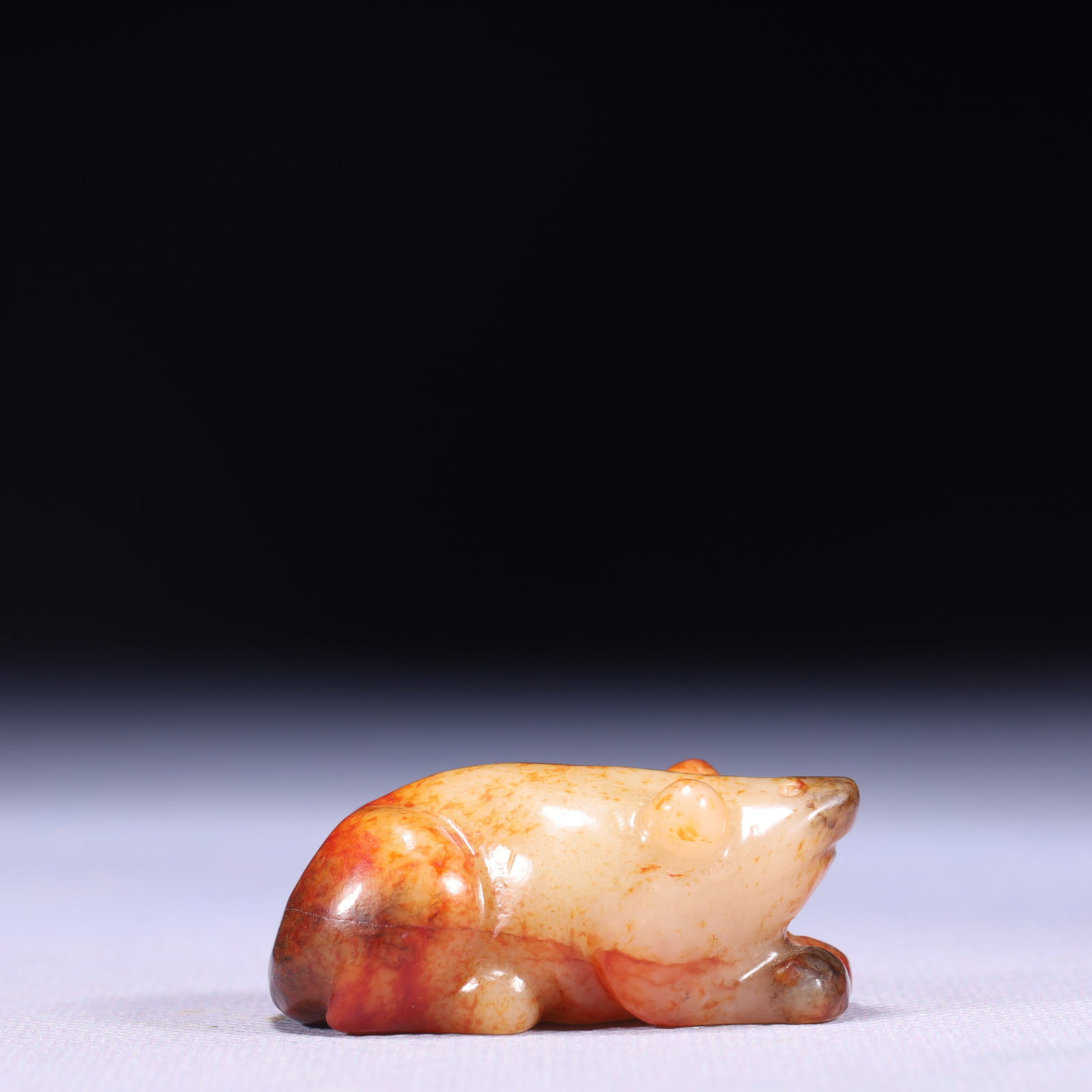 An Exquisite Archaic Jade Frog Ornament: An Exquisite Archaic Jade Frog Ornament,Ancient Time,China,Size:2inx1inx0.8in,Weight:55g 高古玉青蛙摆件,中国远古时期