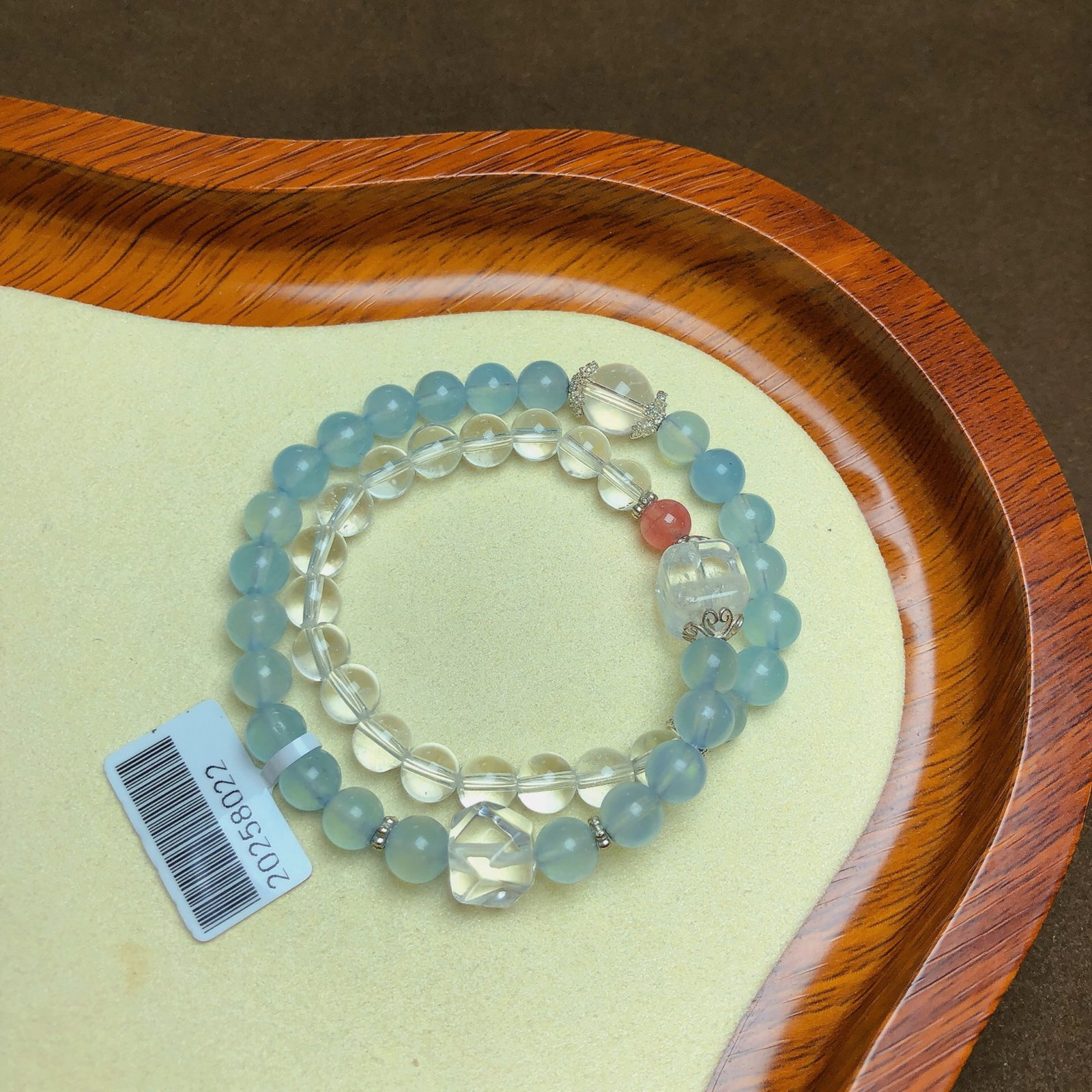 An Exquisite Crystal Aquamarine Bracelets: An Exquisite Crystal Aquamarine Bracelets,Size:0.3in,0.4in,Weight:27g 水晶海蓝宝手串