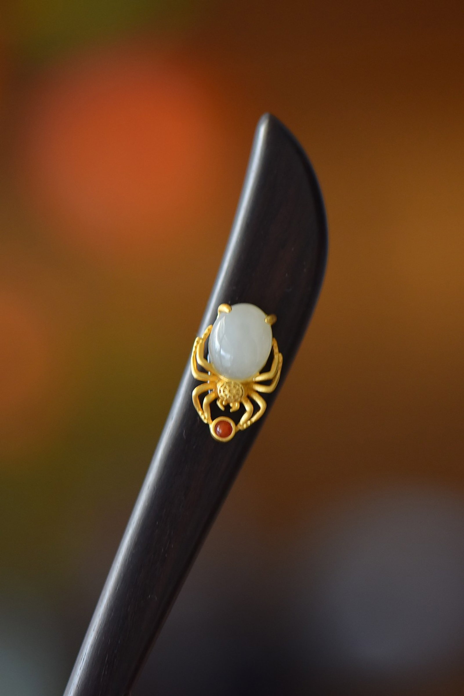An Exquisite Sterling Silver-Gold Plated Inlaid White Jade Ebony Hairpin: An Exquisite Sterling Silver-Gold Plated Inlaid White Jade Ebony Hairpin 纯银镀金镶白玉黑檀木发簪