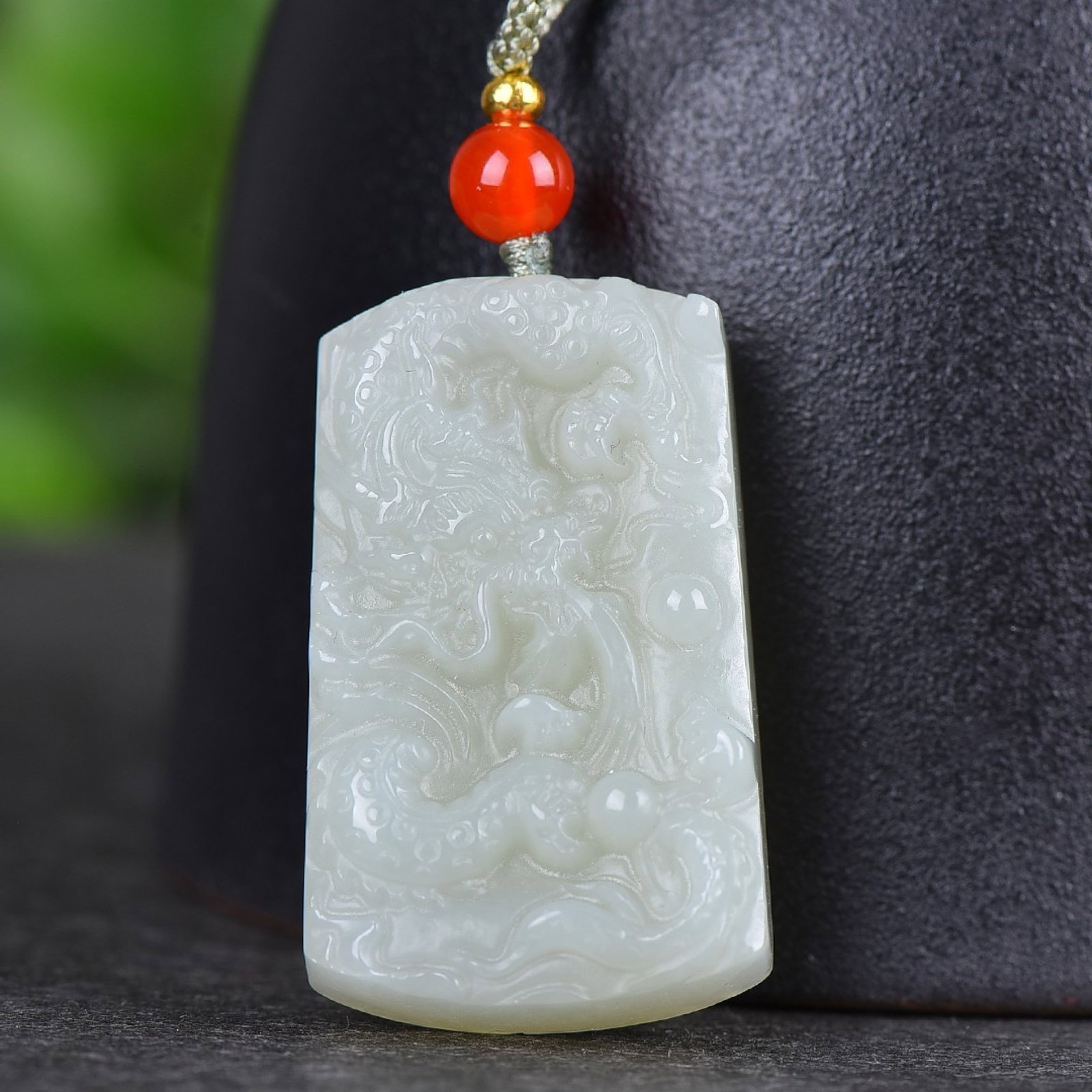 An Exquisite White Jade Dragon Pattern Pendant - 4